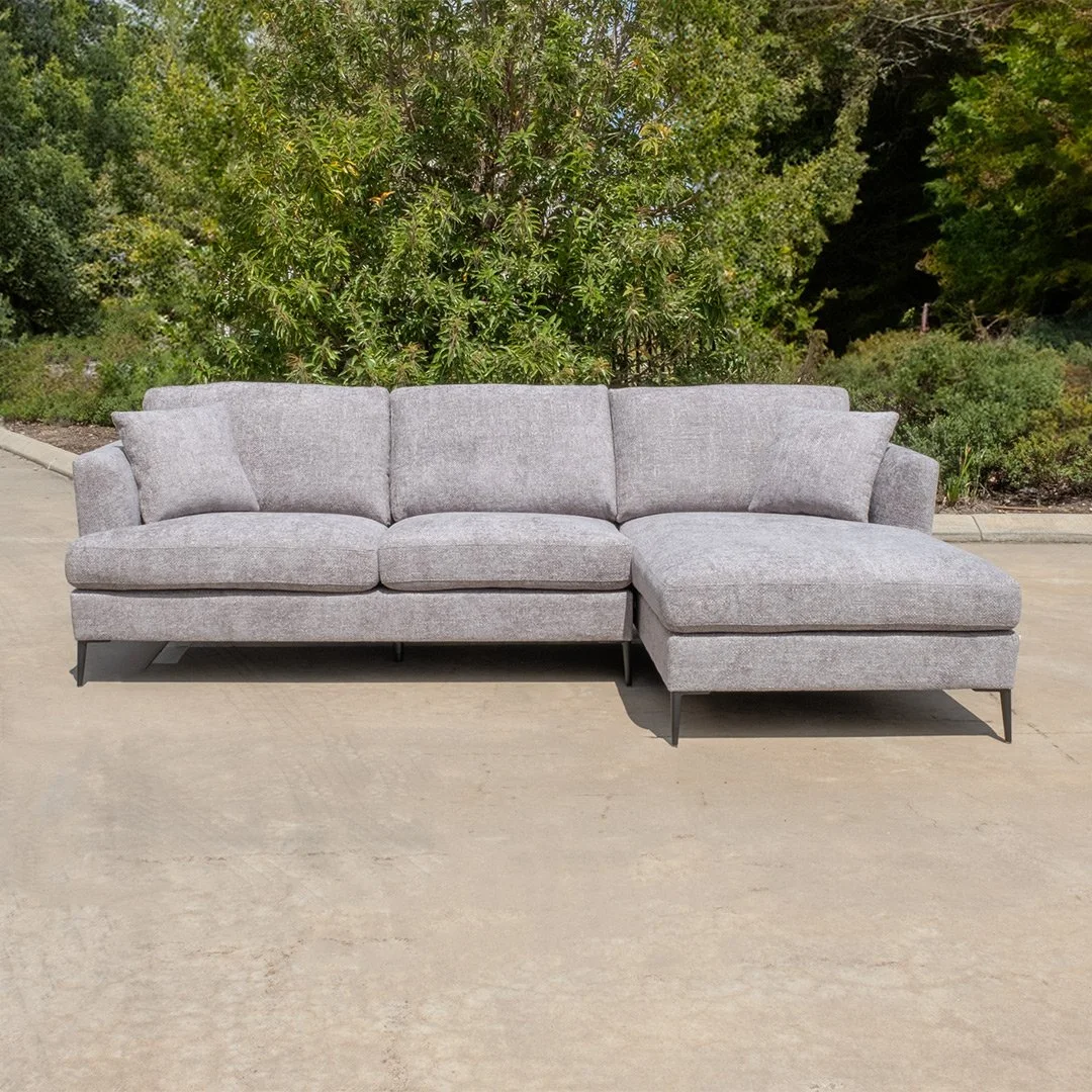 Oscar-Chaise-02.jpg