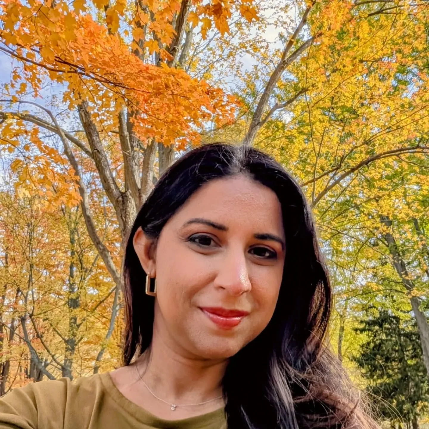 Fall's reminder 🍁- Let things go and make space for what's next.