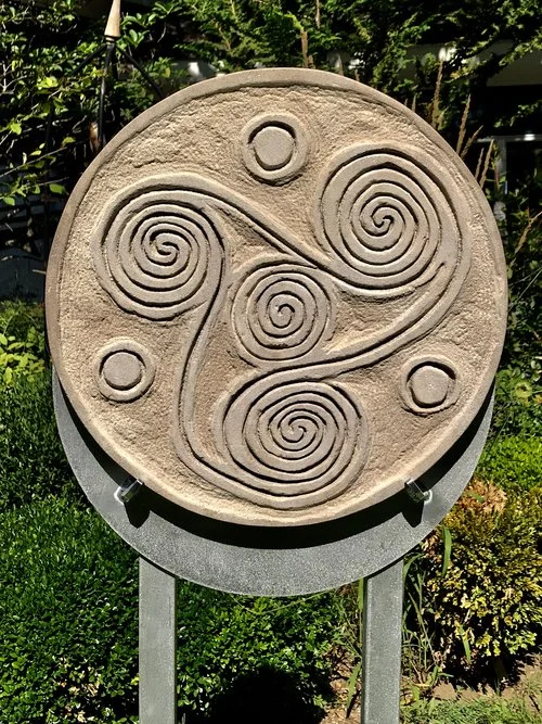 LIMESTONE MEDALLIONS SERIES OF TWELVE MONTHS OF THE YEAR- TRISKELLIANA- NO 3 Limestone 18” aluminium base 5’