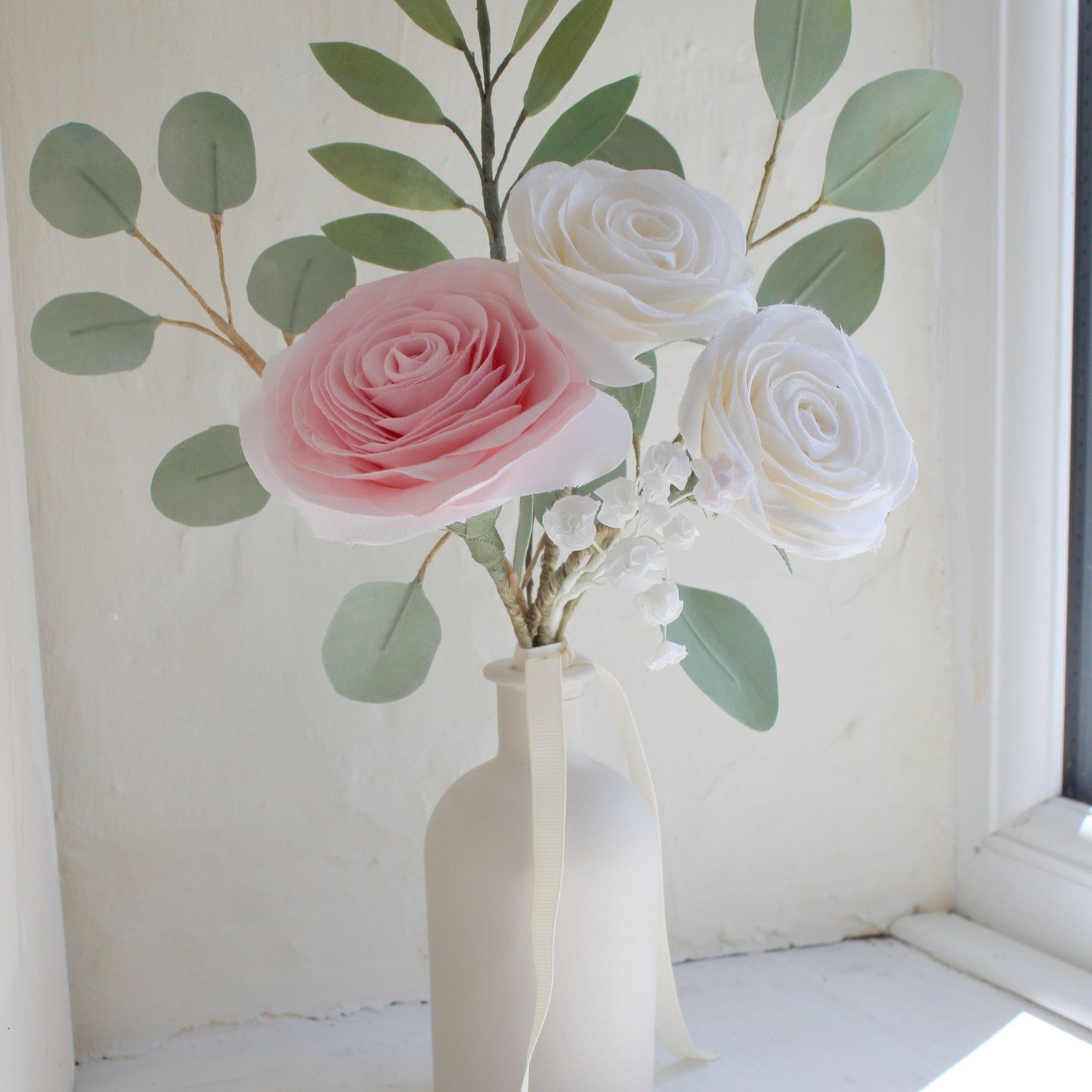 Handmade flowers, everlasting blooms! 
#flowers #roses #pinkroses#vaseofflowers #summer #summerflowers #cottagehome #cottagecore #bouquet
