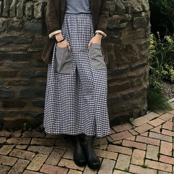 blackgingham2.jpg