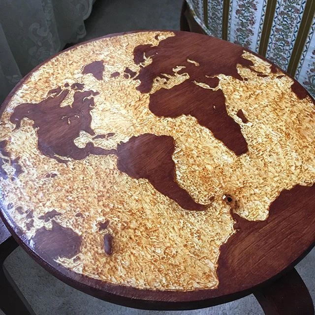 Add wood working to that resum&eacute;. Two weeks of work and a lot of sawdust later #squabart #woodworking