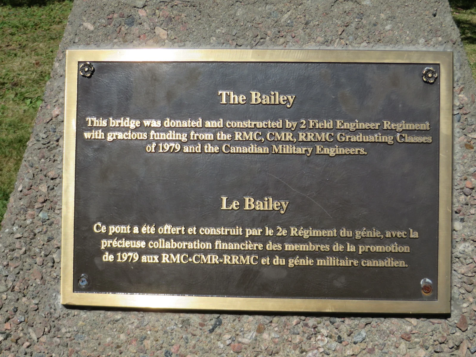 Plaque.jpg