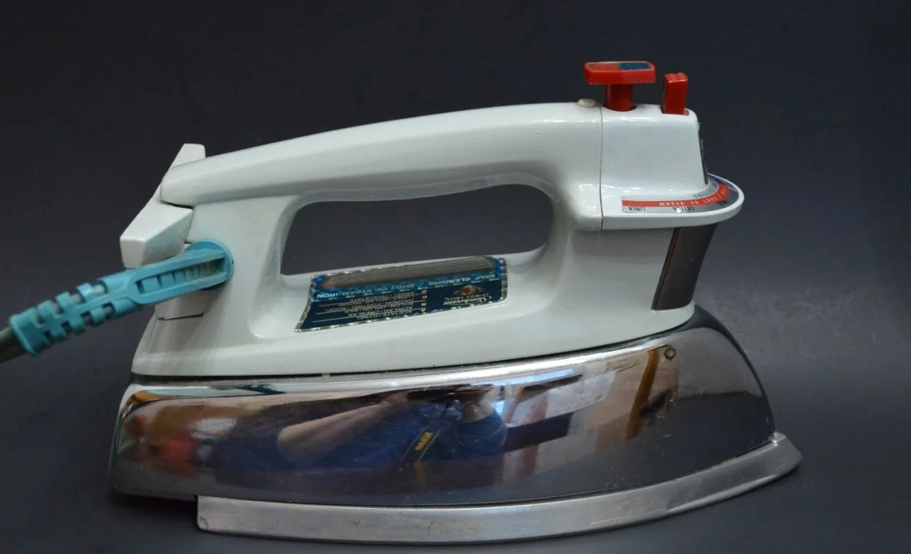 Anecodte Yeates Itons a Shirt Steam Iron.JPG