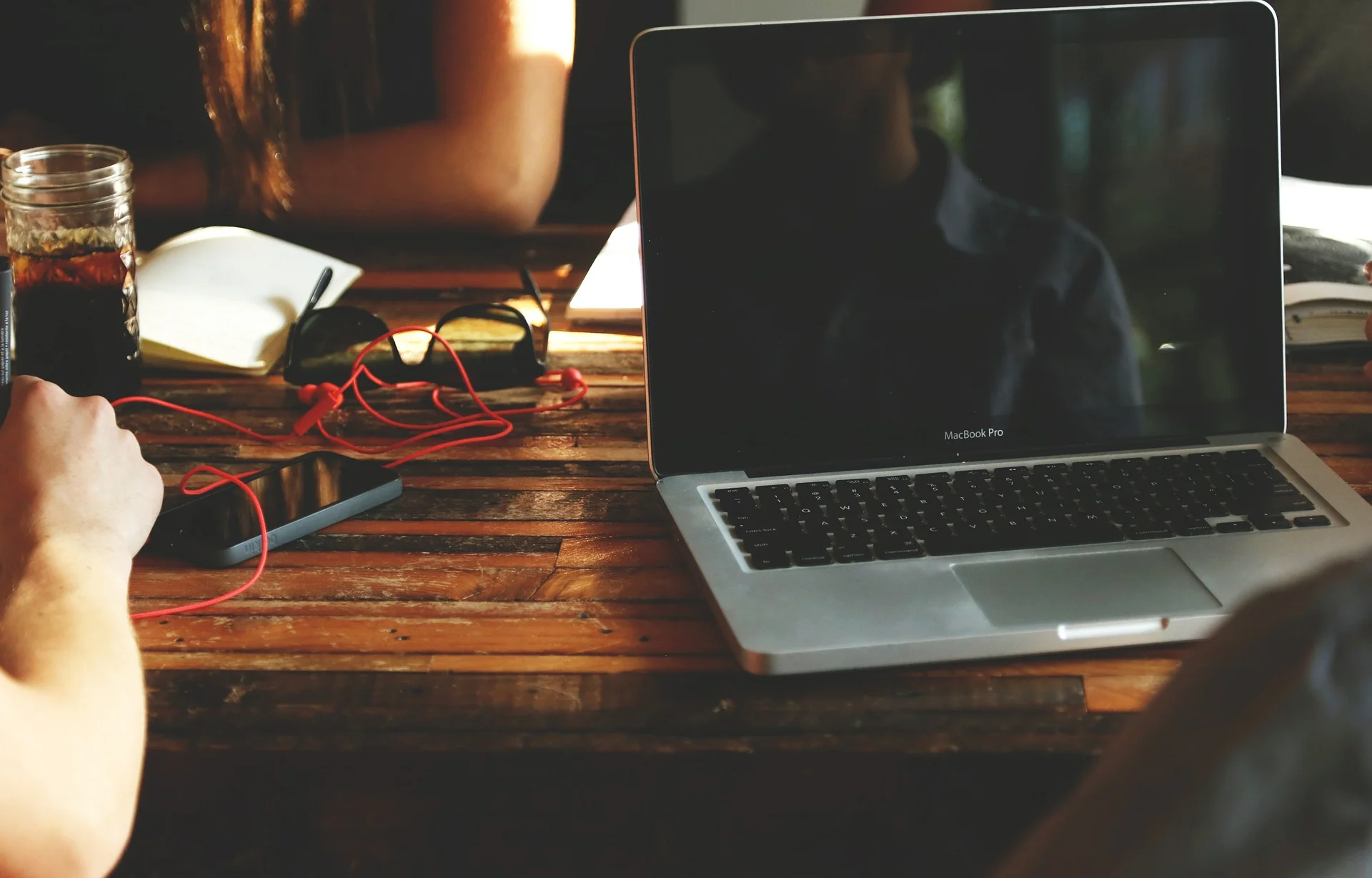 startup-593342_1920.jpg
