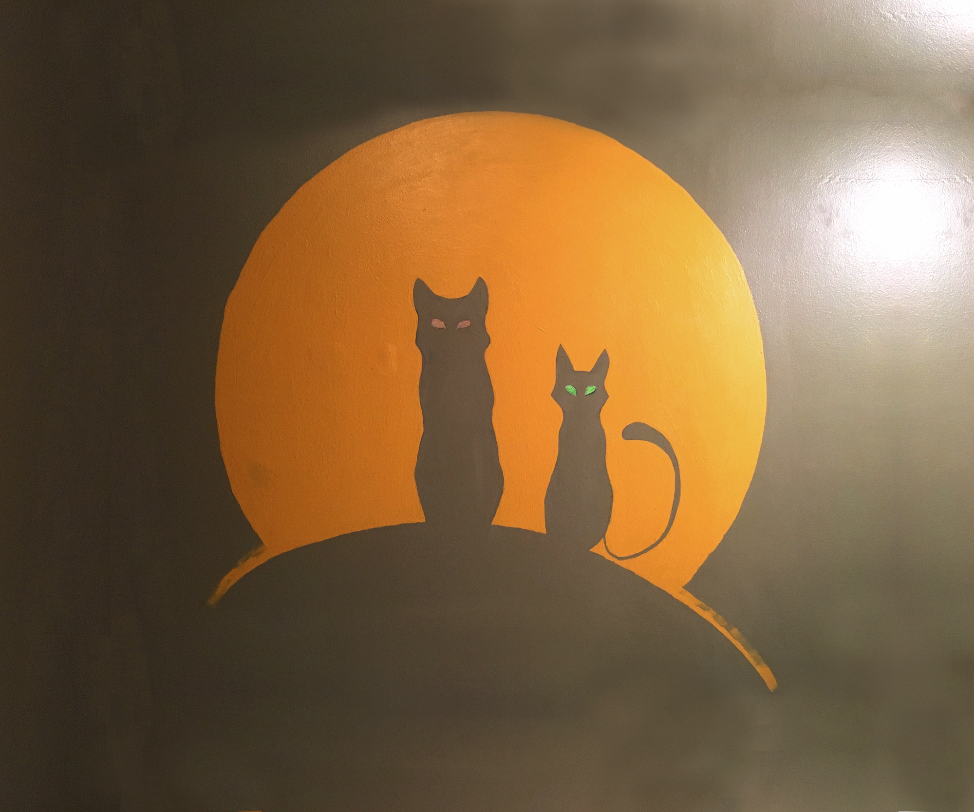 Lucy room mural moon.jpg