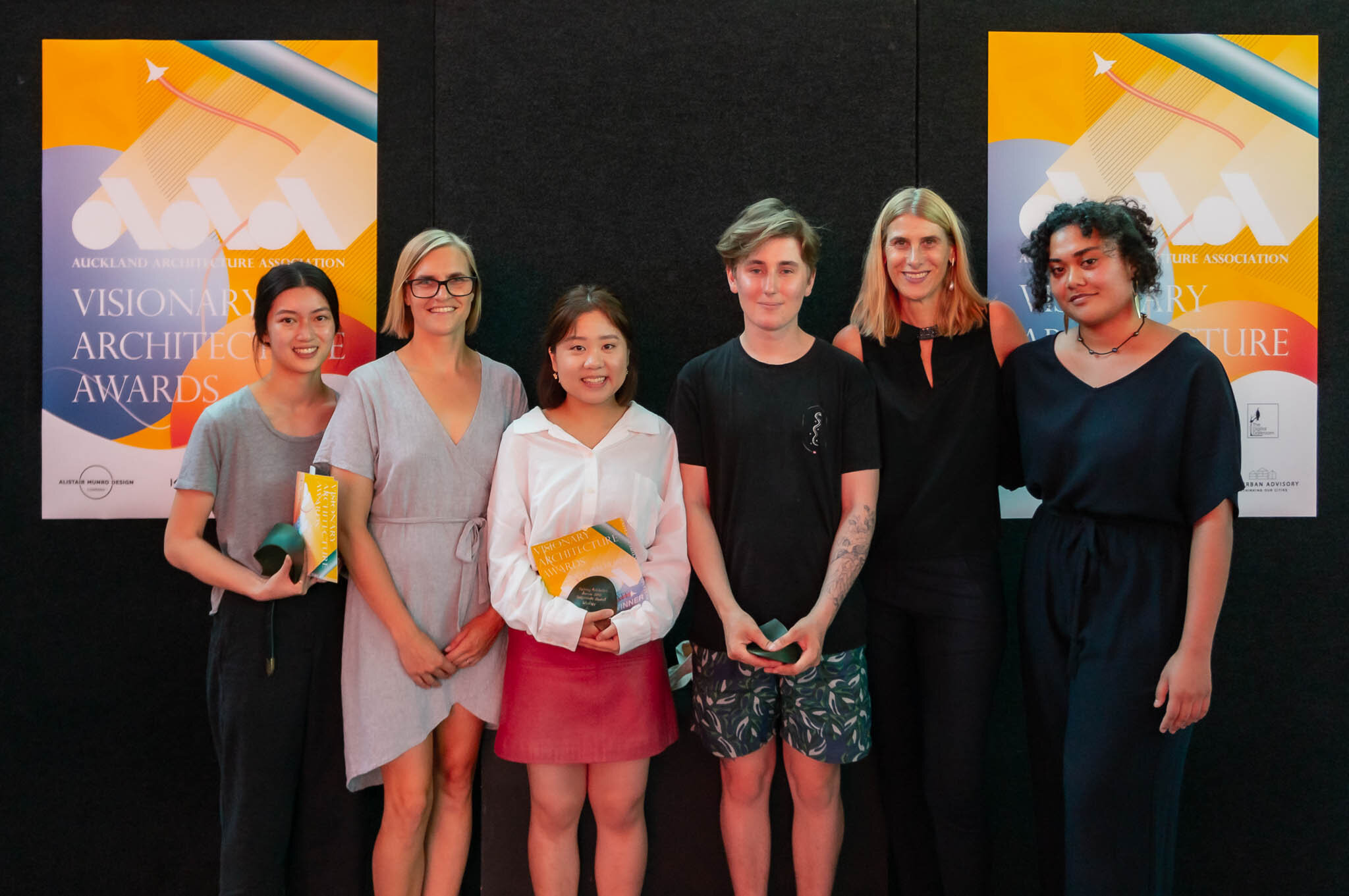  Category Winners and Judges, L to R: Nicole Teh (PG, Supreme), Felicity Brenchley (J), Jingyuan Huang (UG), William King (WIP), Gina Hochstein (J), Icao Tiseli (J) 