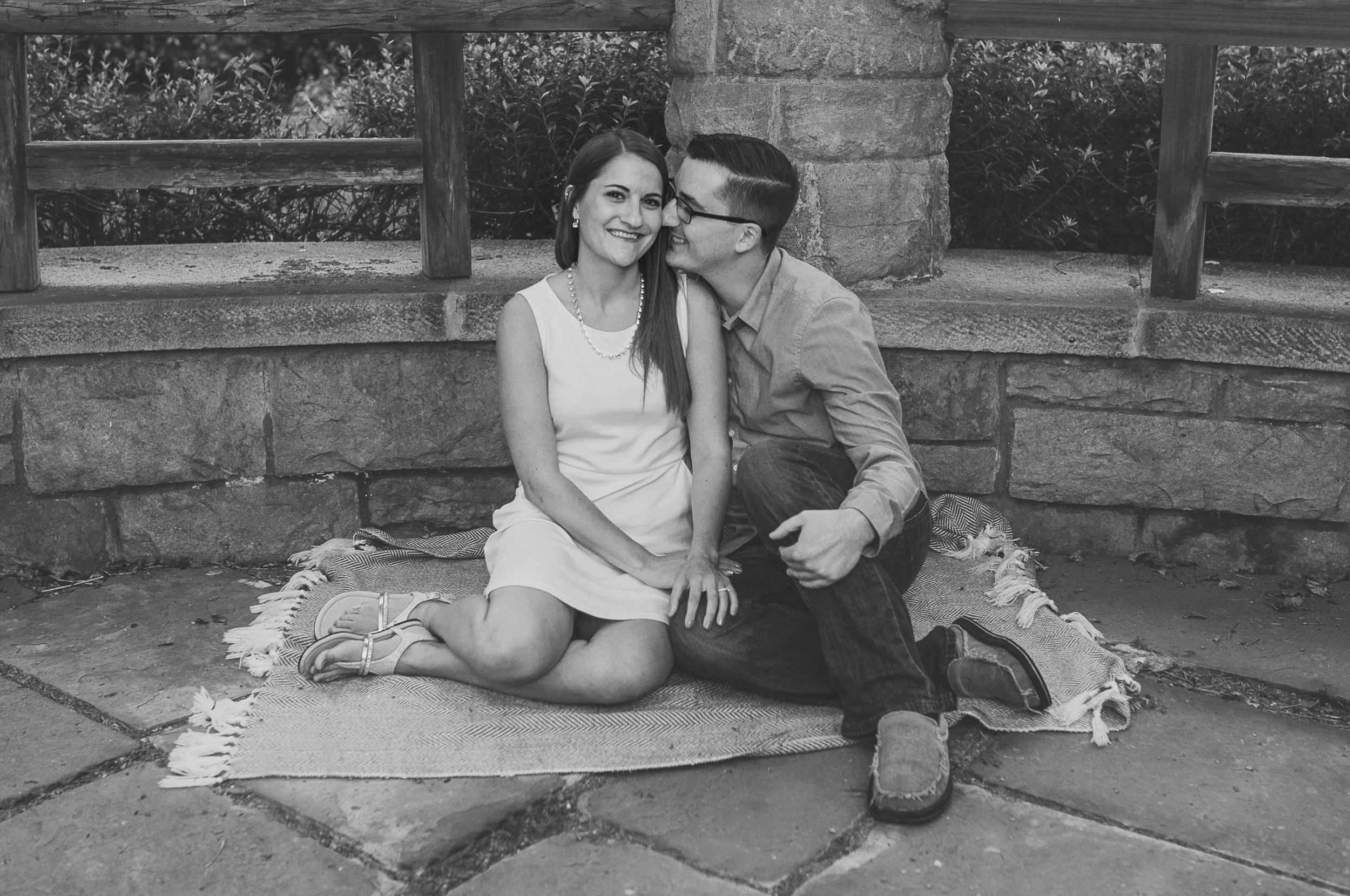 Johnstown Pittsburgh PA engagement session romantic rain couple portraits (7).jpg