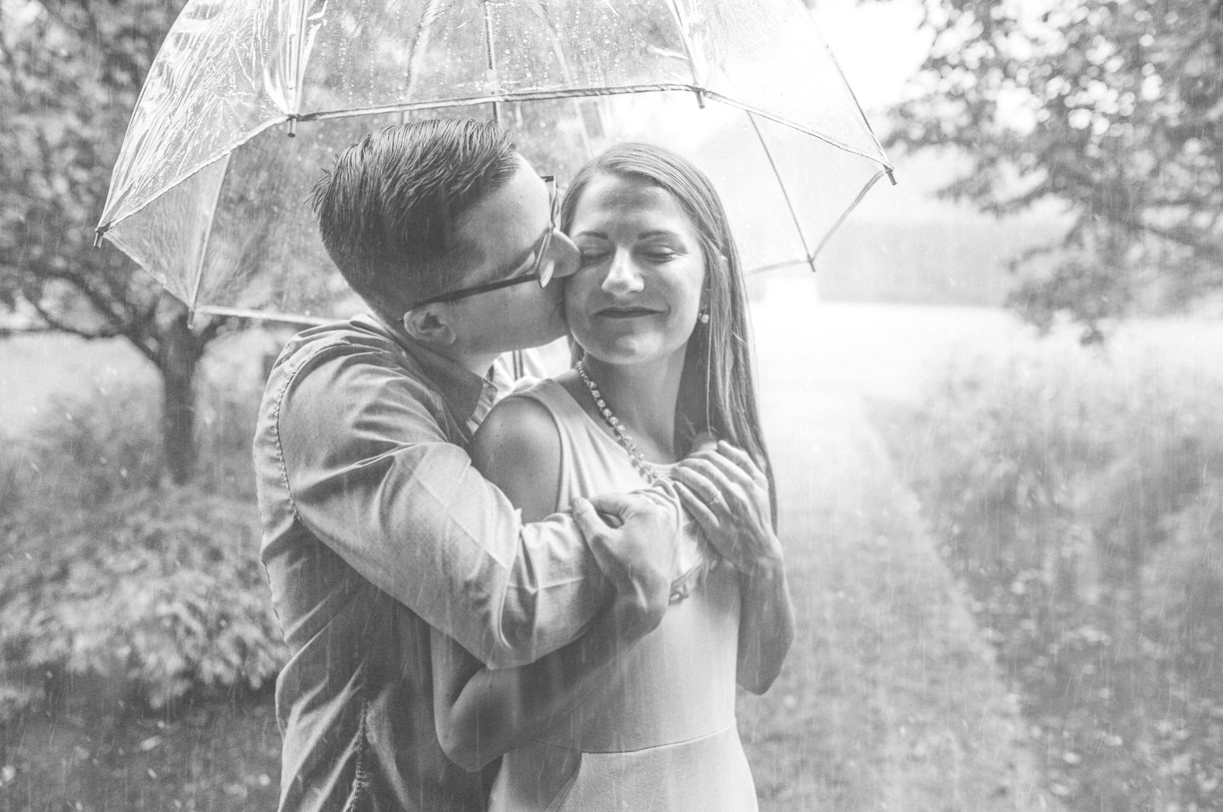 Johnstown Pittsburgh PA engagement session romantic rain couple portraits (14).jpg