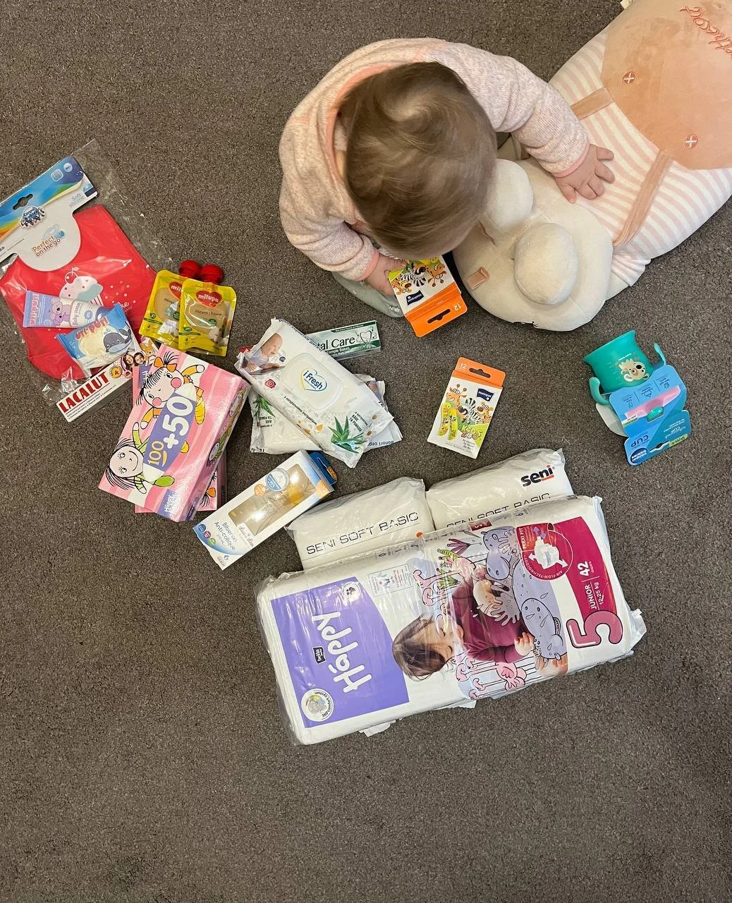 Double Support for Young Moms: Psychological and Humanitarian Assistance through ‘Mom for Mom’ Project