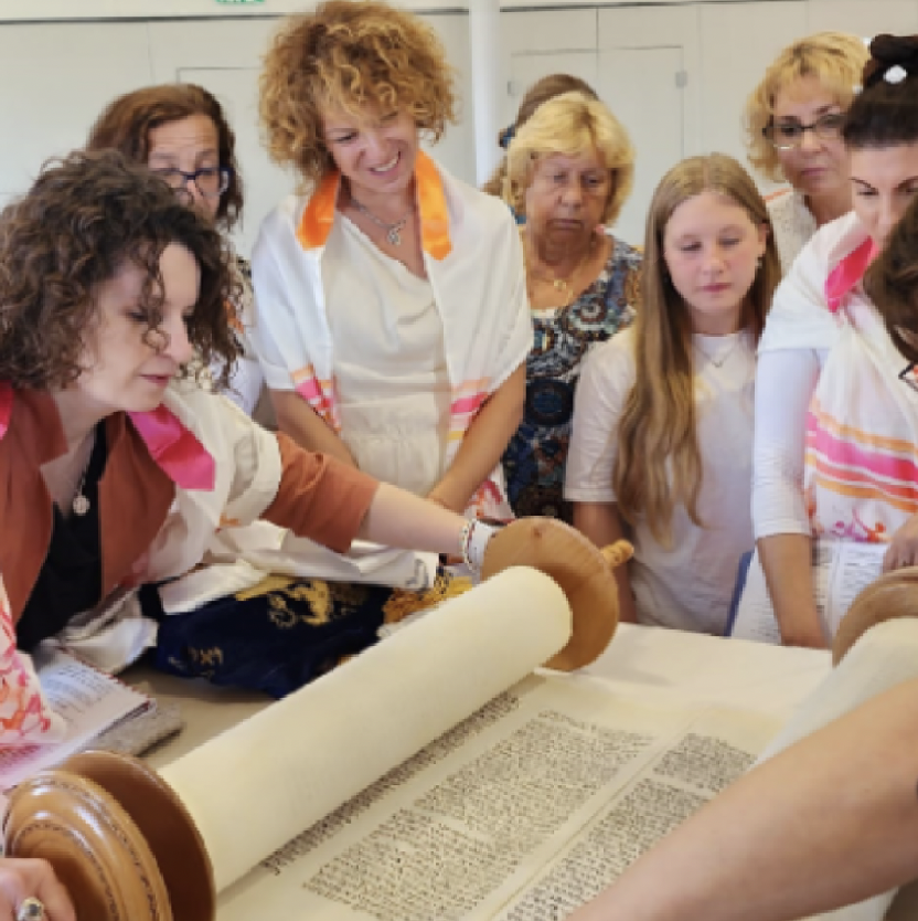 Project Kesher Israel Kicks Off Third Bat Mitzvah Program Cycle&nbsp;