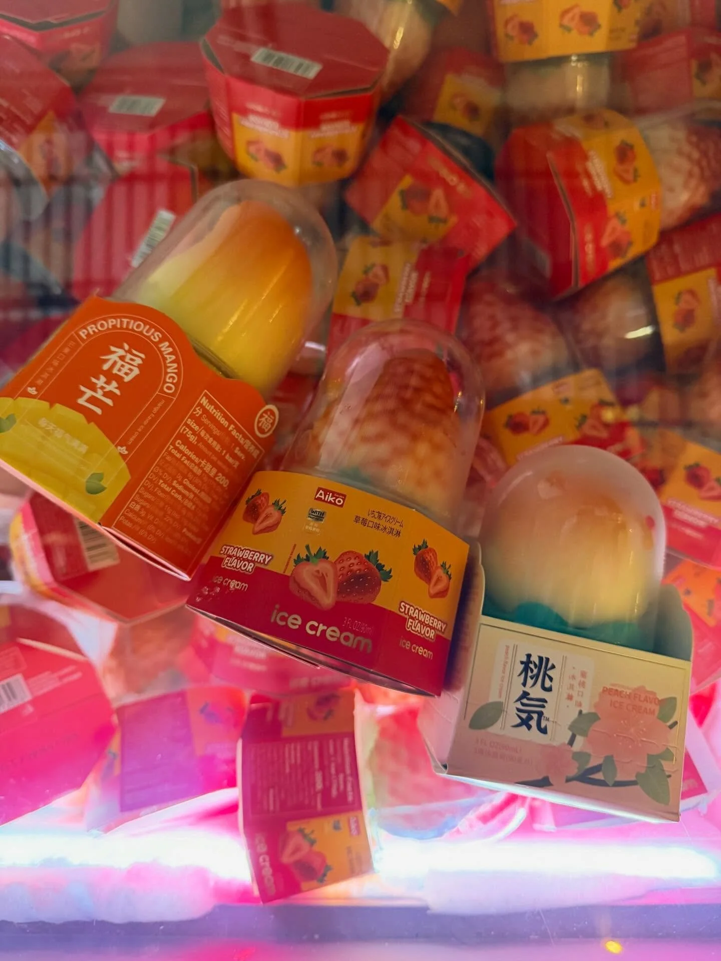 The fruit ice creams are back in stock! Yay!

NOW OPEN 7 DAYS A WEEK 

Tuesdays are restock days

True Kimchi Korean Cafe 
📍2805 E State Blvd Fort Wayne, IN 46805

Hours:
Mon-Sat: 11a-7p; Sun: 11a-4p

#fortwayne #koreancafe #koreanconveniencestore #