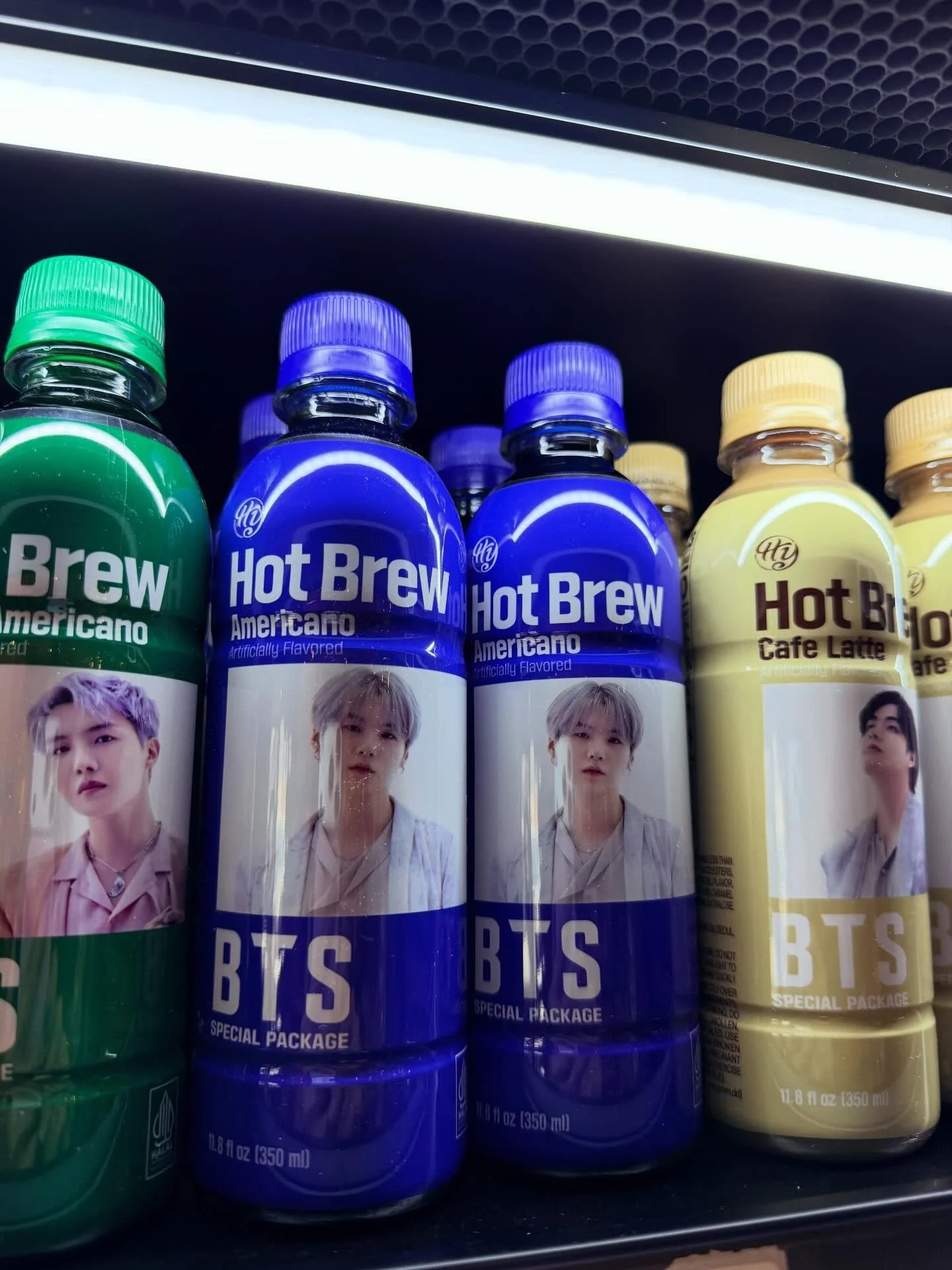 New items!

NOW OPEN 7 DAYS A WEEK 

Tuesdays are restock days

True Kimchi Korean Cafe 
📍2805 E State Blvd Fort Wayne, IN 46805

Hours:
Mon-Sat: 11a-7p; Sun: 11a-4p

#fortwayne #koreancafe #koreanconveniencestore #편의점 #먹방