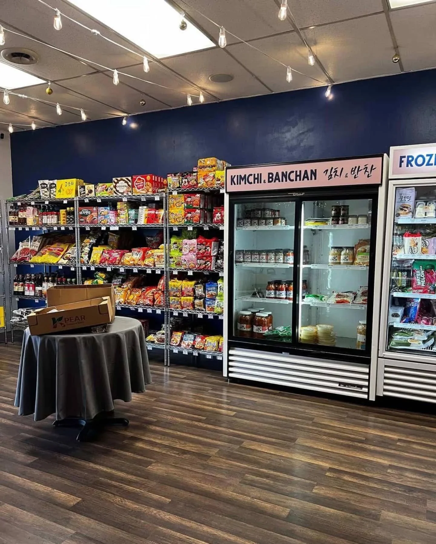 A customer sent us this pic of our shop from 2023. Our little Korean convenience store has changed so much in the last 3 years! 

Some of you may not know, but we actually started our business as a kimchi stand in 2018 at the farmers market (@ylnifar