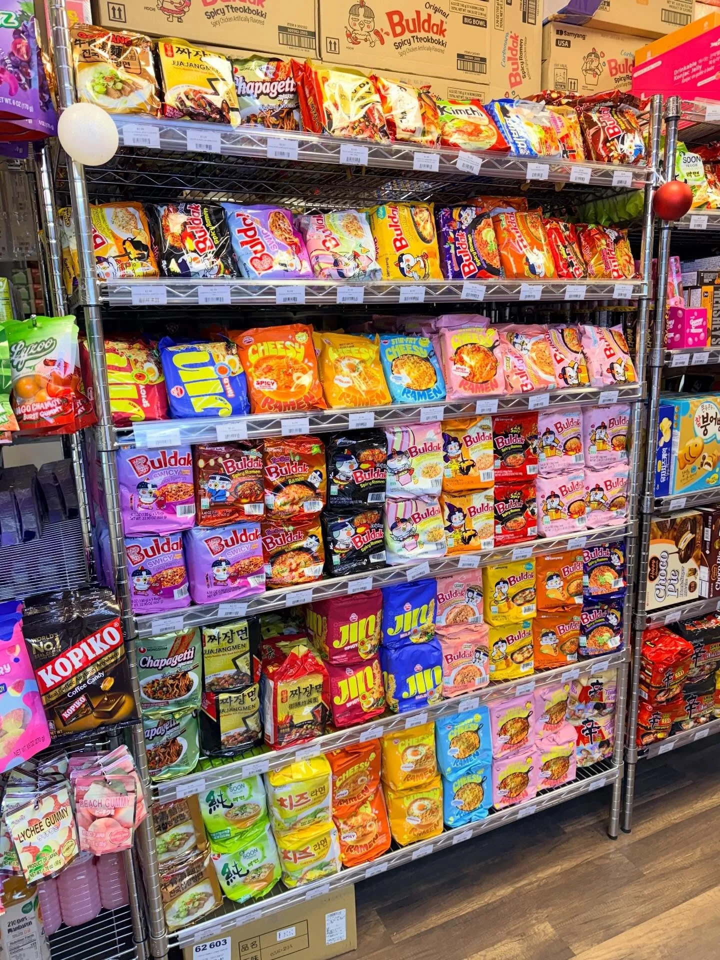 Come see us before the snow!

True Kimchi Korean Cafe 
📍2805 E State Blvd Fort Wayne, IN 46805

Hours:
Mon-Sat: 11a-7p; Sun: 11a-4p

#fortwayne #koreancafe #koreanconveniencestore #편의점 #먹방