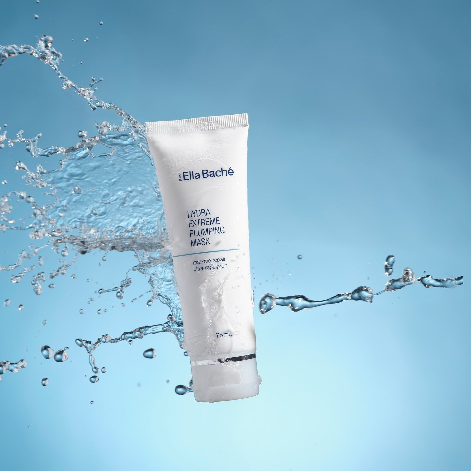 🌊 Splash into hydration with Ella Bach&eacute;&rsquo;s Hydra Extreme Plumping Mask.

Captured in all its dewy glory by Brandee, this shot screams moisture and radiance. 
Big love to my clients at Ella Bach&eacute; for trusting me to bring their prod