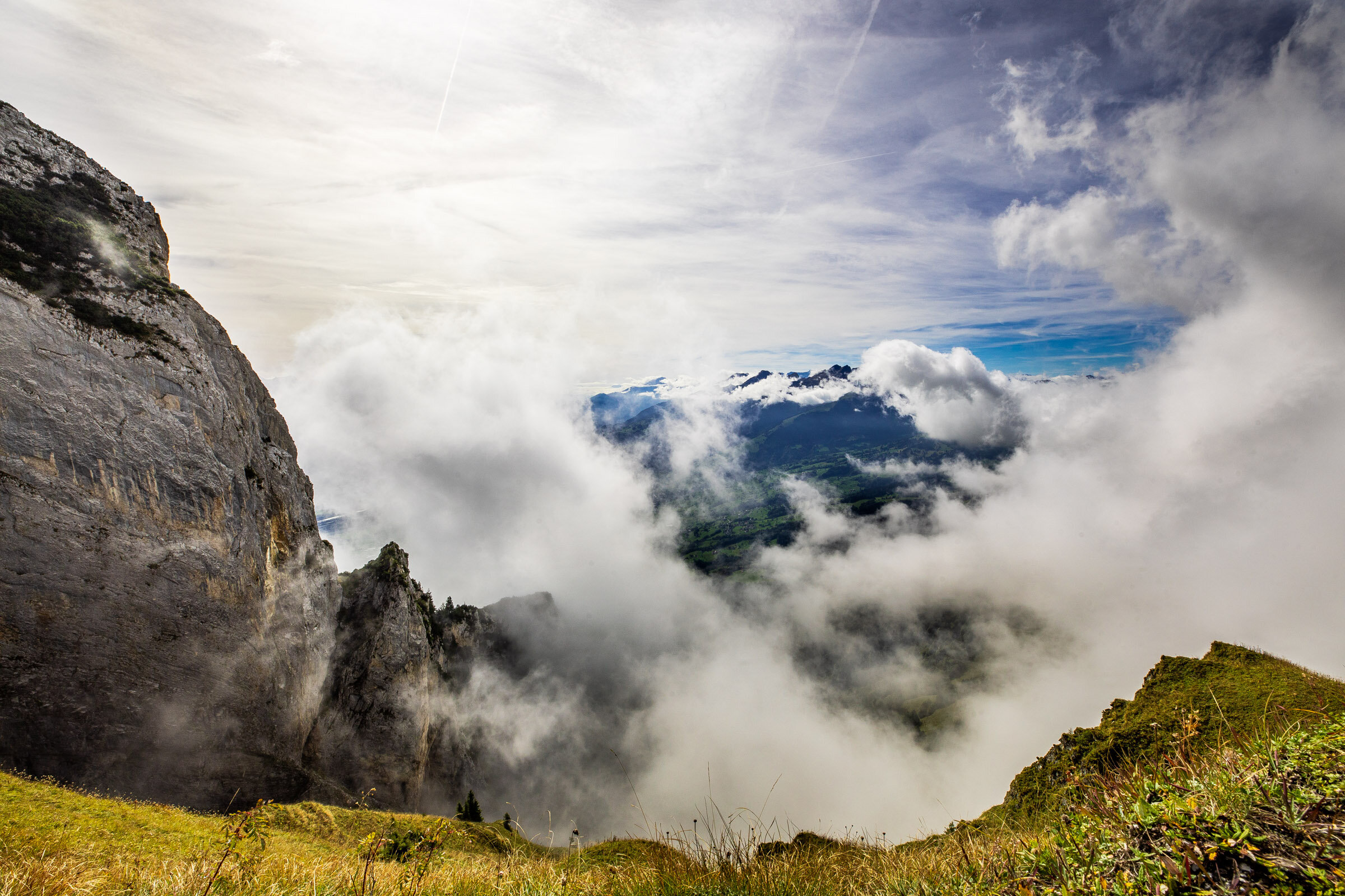 RISING CLOUDS