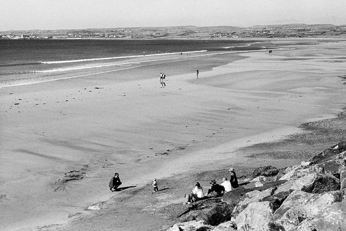 Strandleben+Lahinch+County+Clare+2019.jpg