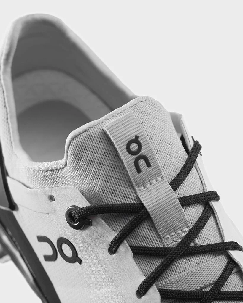 Small JPEG-IG 1200x1500 FW19 CloudventurePeak WhiteBlack Detail 6.jpg