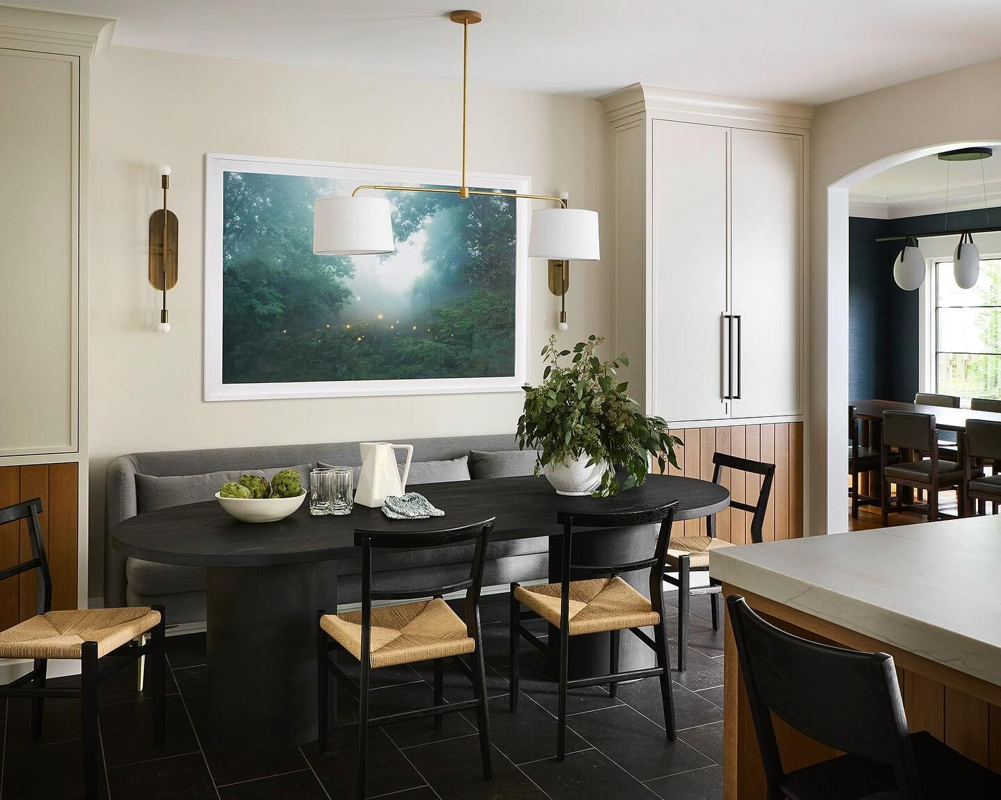 Sharing the breakfast area from our latest project 

Design: @rebelhousedesign 
Photography: @rymcdon 
Construction: @arkwrightconstruction 
Millwork: @davidhulthenco