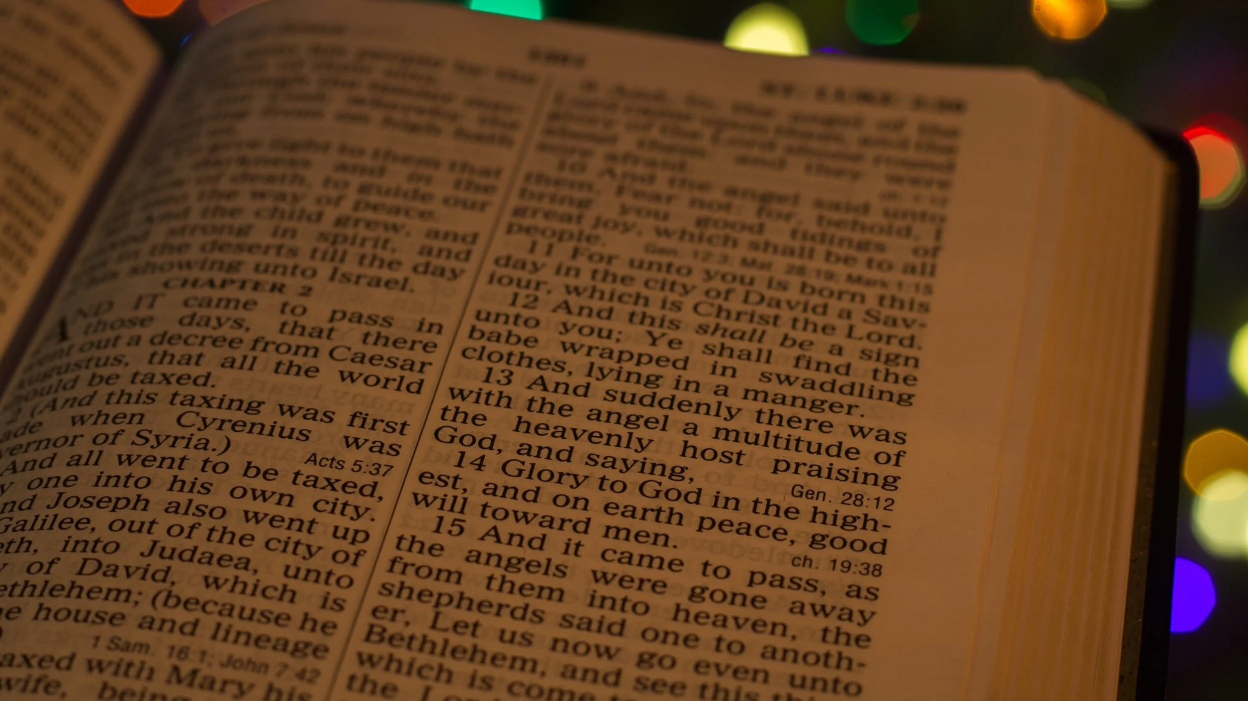 Daily Advent Devotions available from Spirit in the Desert