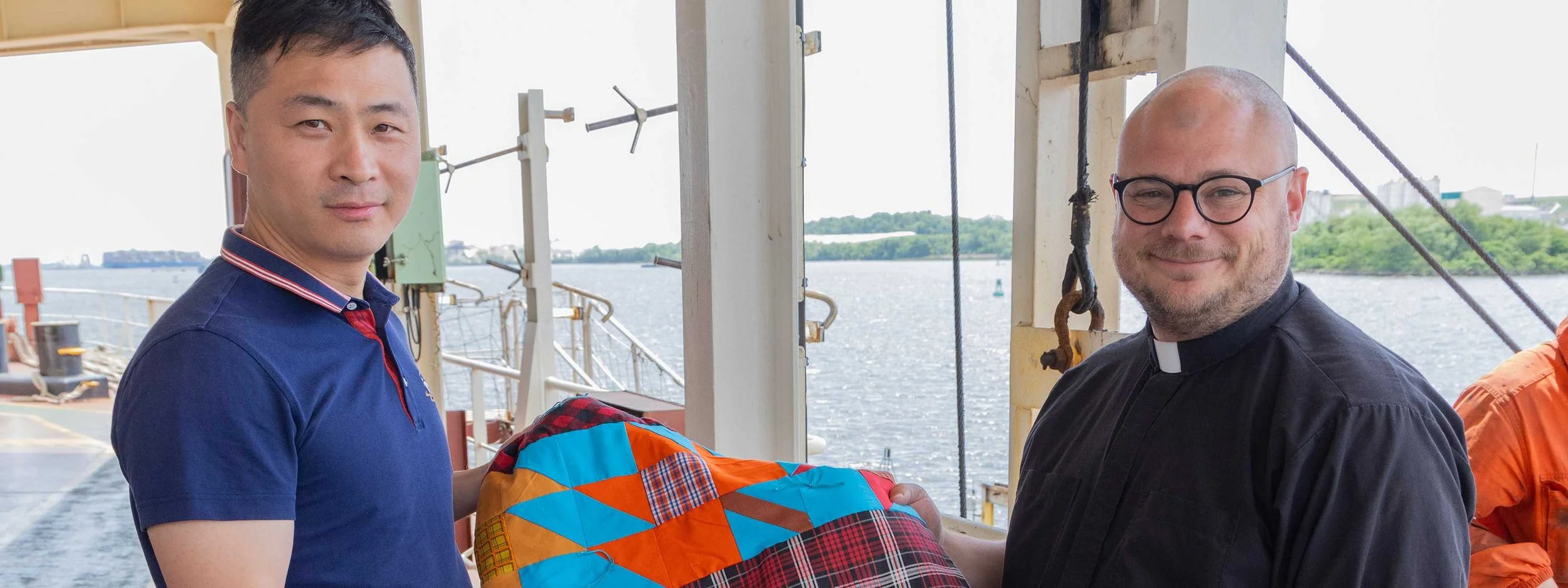 Your Quilts & Kits offer warm hospitality to ships stuck in Baltimore after the Key Bridge collapse