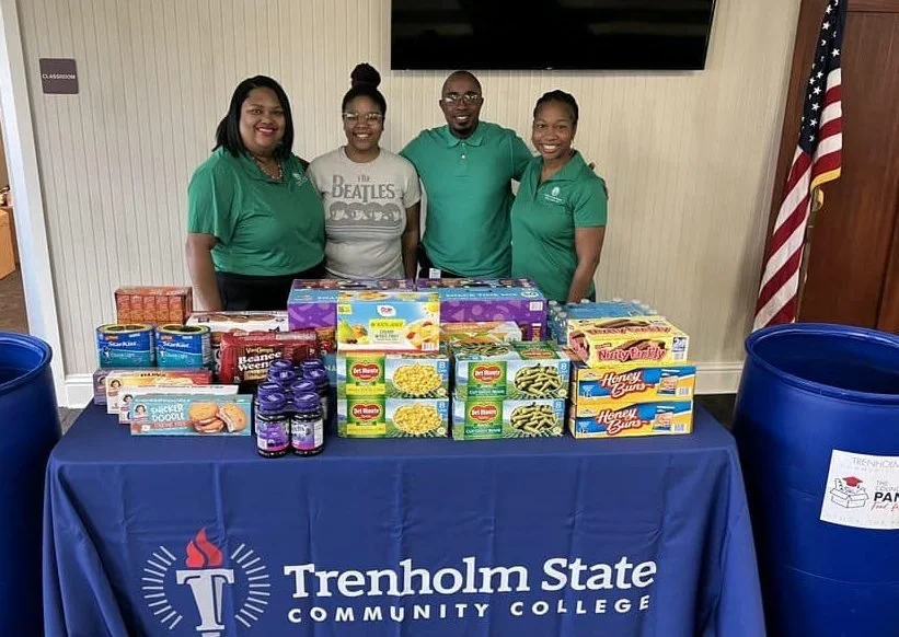 Grace at the Table: A Ministry Meets College Hunger