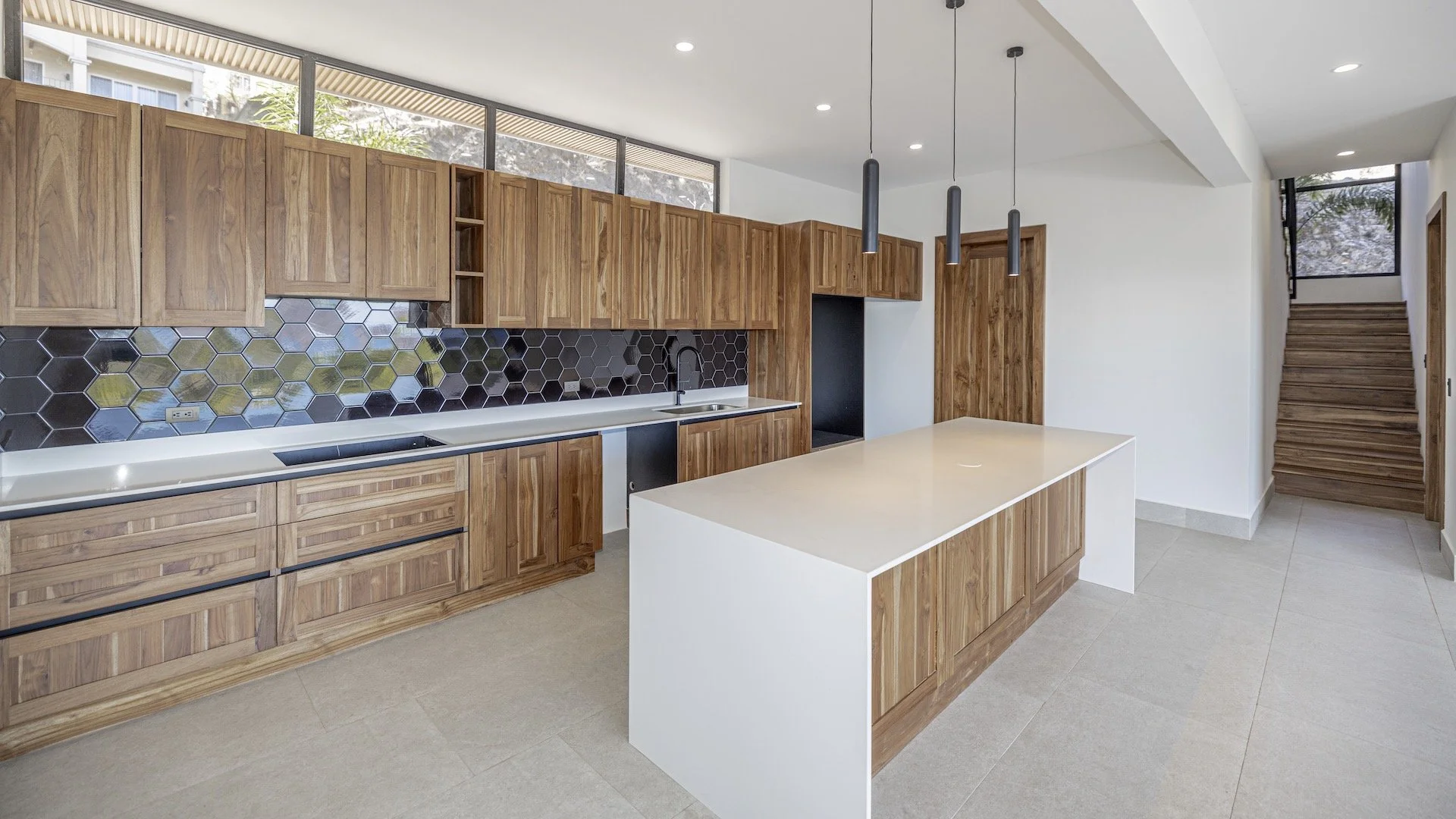 CBE 39 Bayview House finished 014.jpg