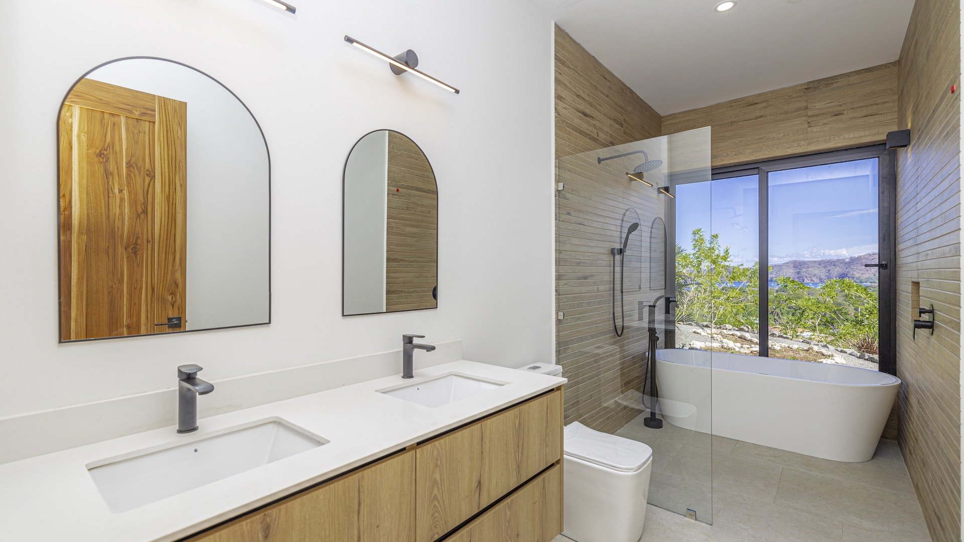 CBE 39 Bayview House finished 020.jpg