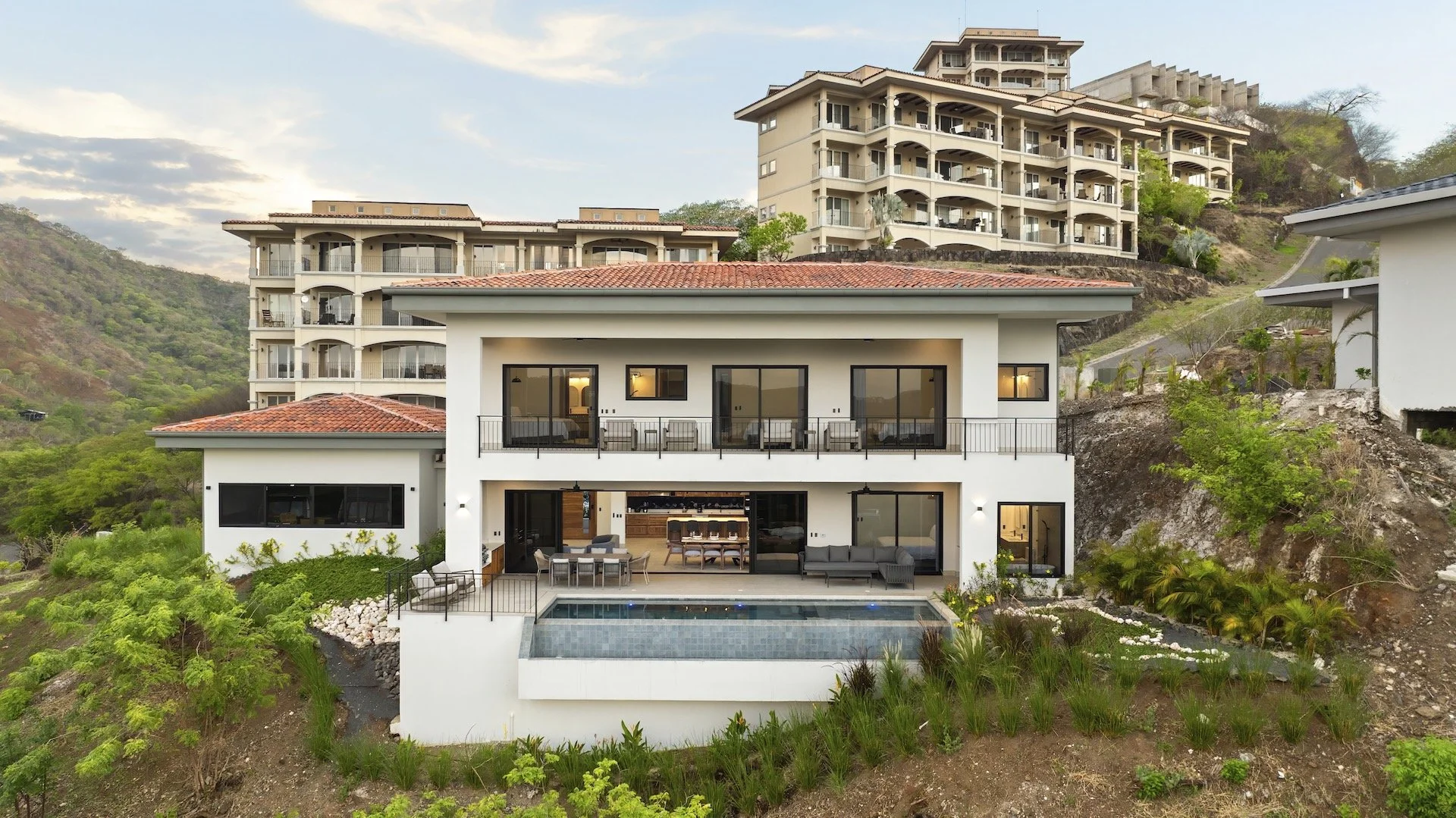 Coco Bay Estates Lot 39 Furnished 002.jpg
