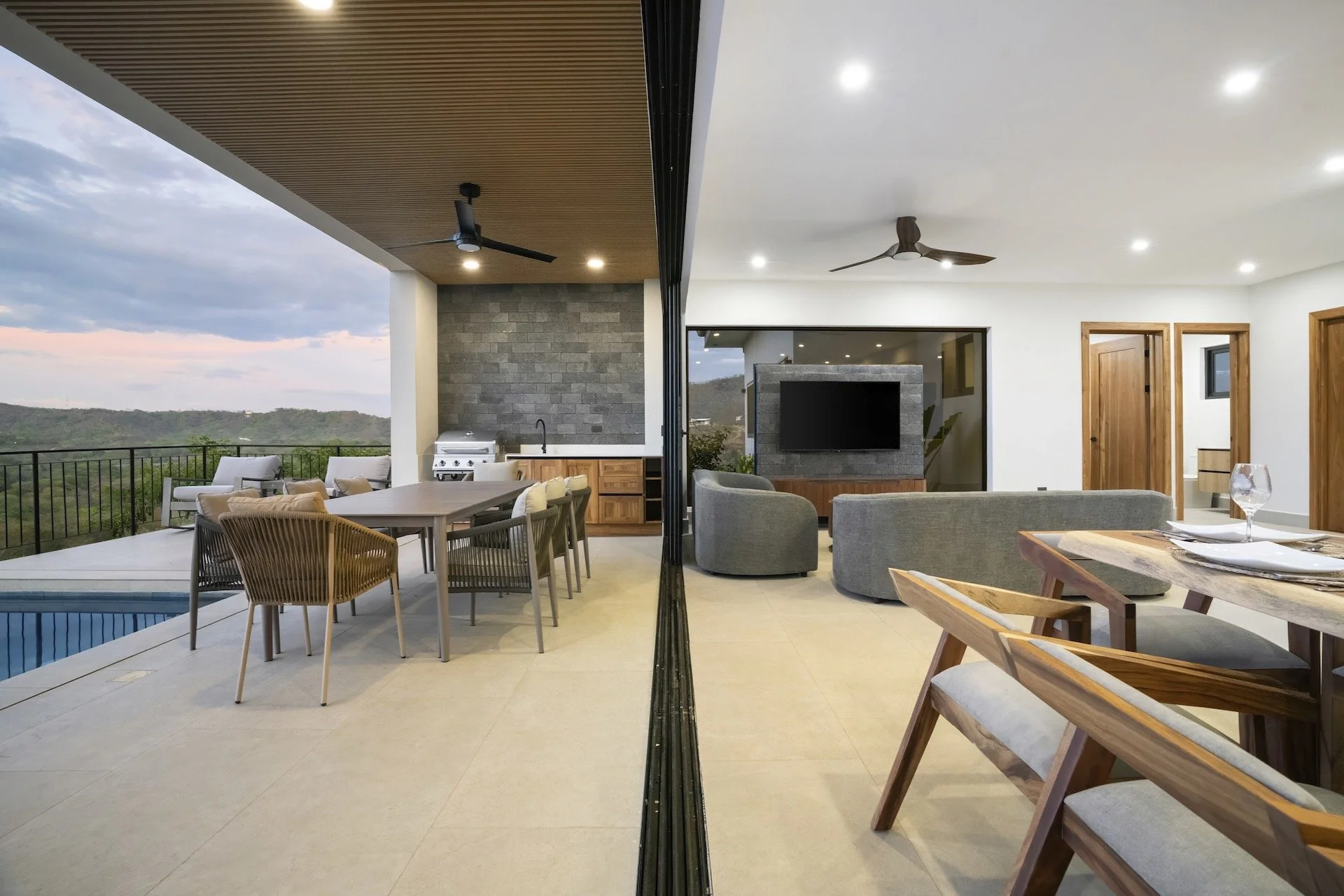 Coco Bay Estates Lot 39 Furnished 006.jpg