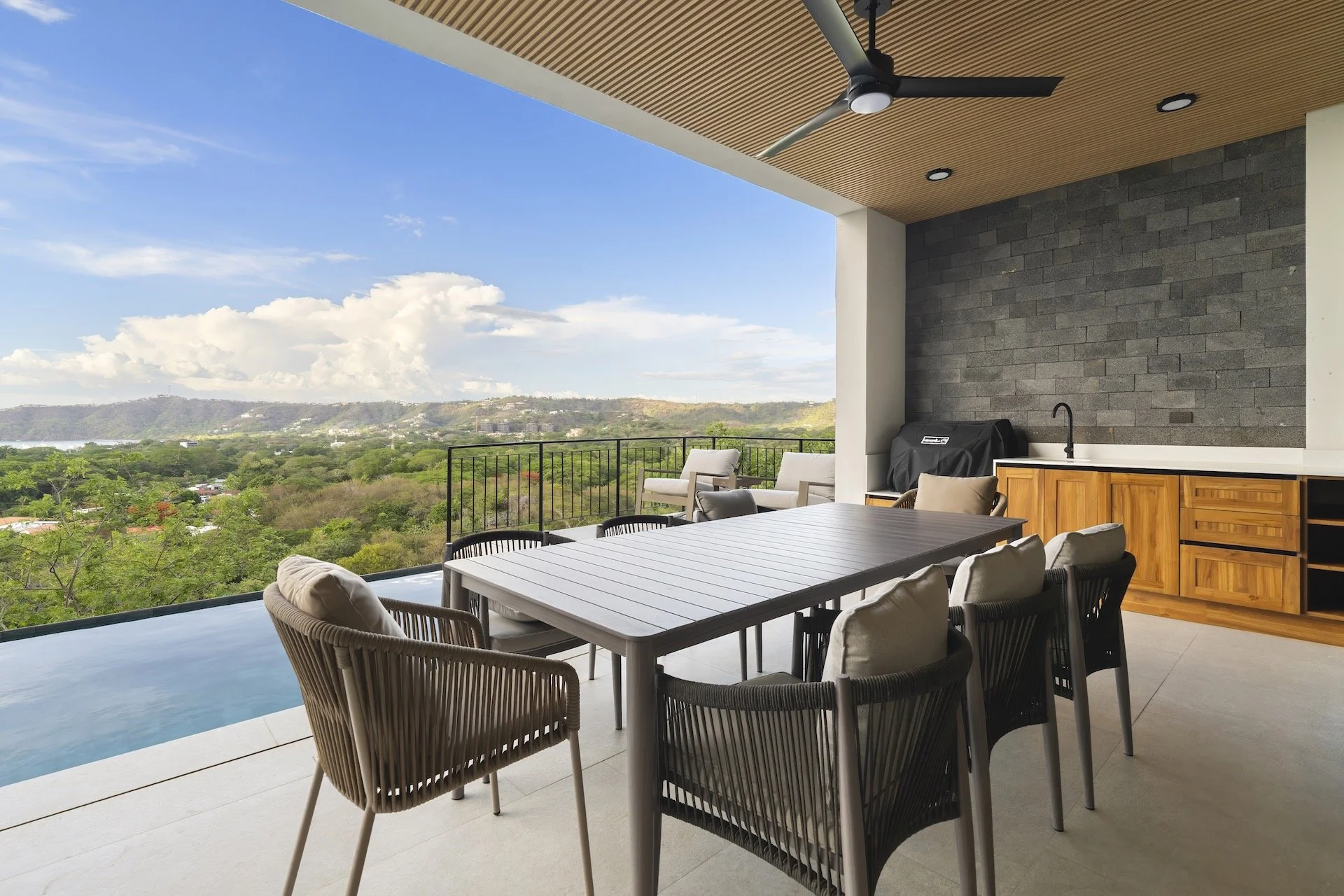 Coco Bay Estates Lot 39 Furnished 013.jpg