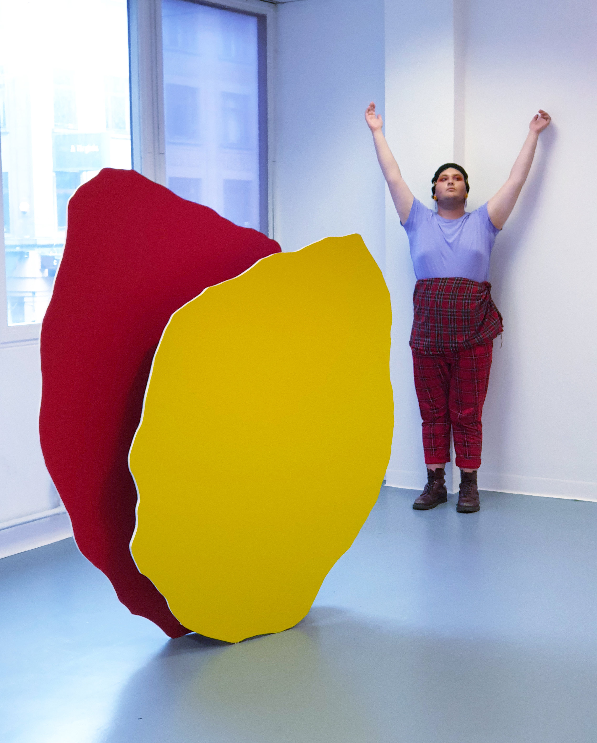 Untitled Performance for ‘Somewhere In Between’ Vane, Newcastle, 17.07.19 Performers: Ciara Lenihan, Rhys Patterson, Sarah Grundy Li, John Perangie, Lady Kitt