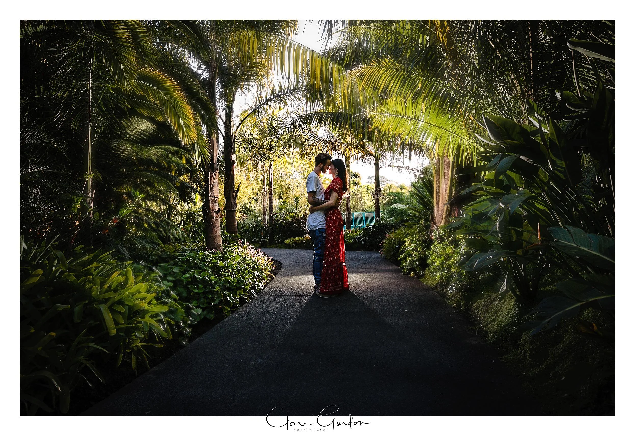 Hamilton -Gardens -engagement -shoot