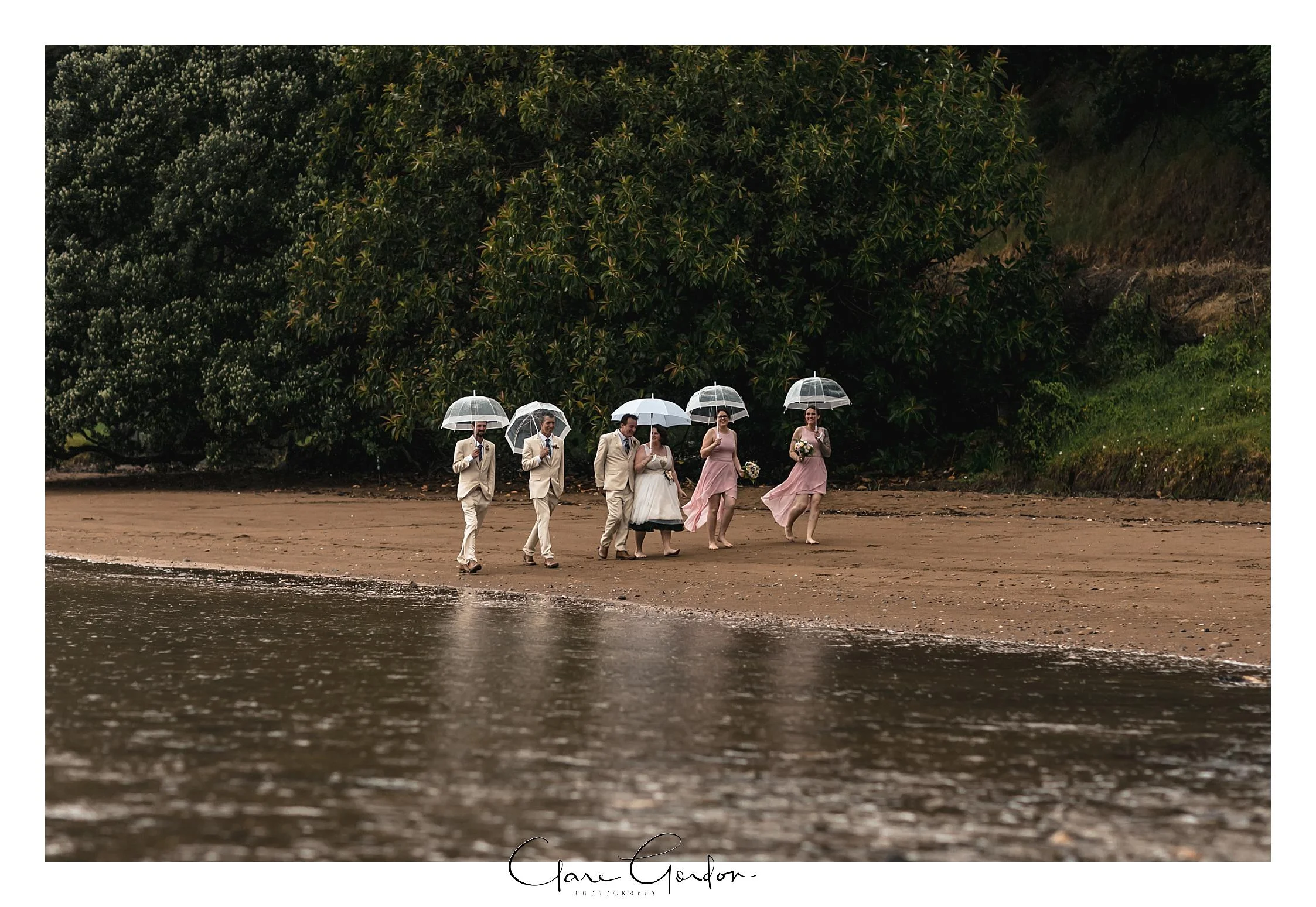 Tangiaro- Kiwi -retreat- Coromandel-Wedding-photo- (89).jpg