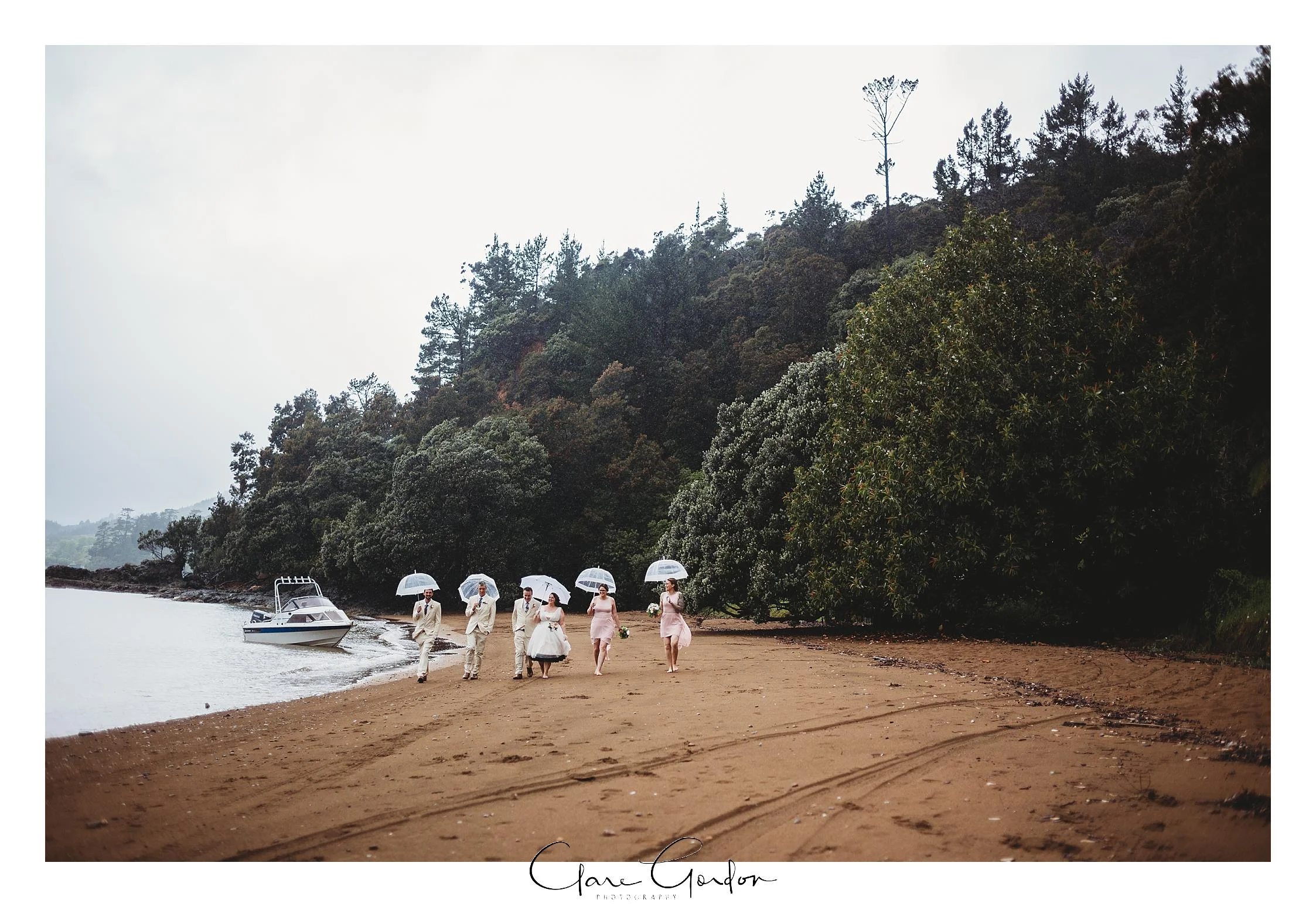 Tangiaro- Kiwi -retreat- Coromandel-Wedding-photo- (87).jpg
