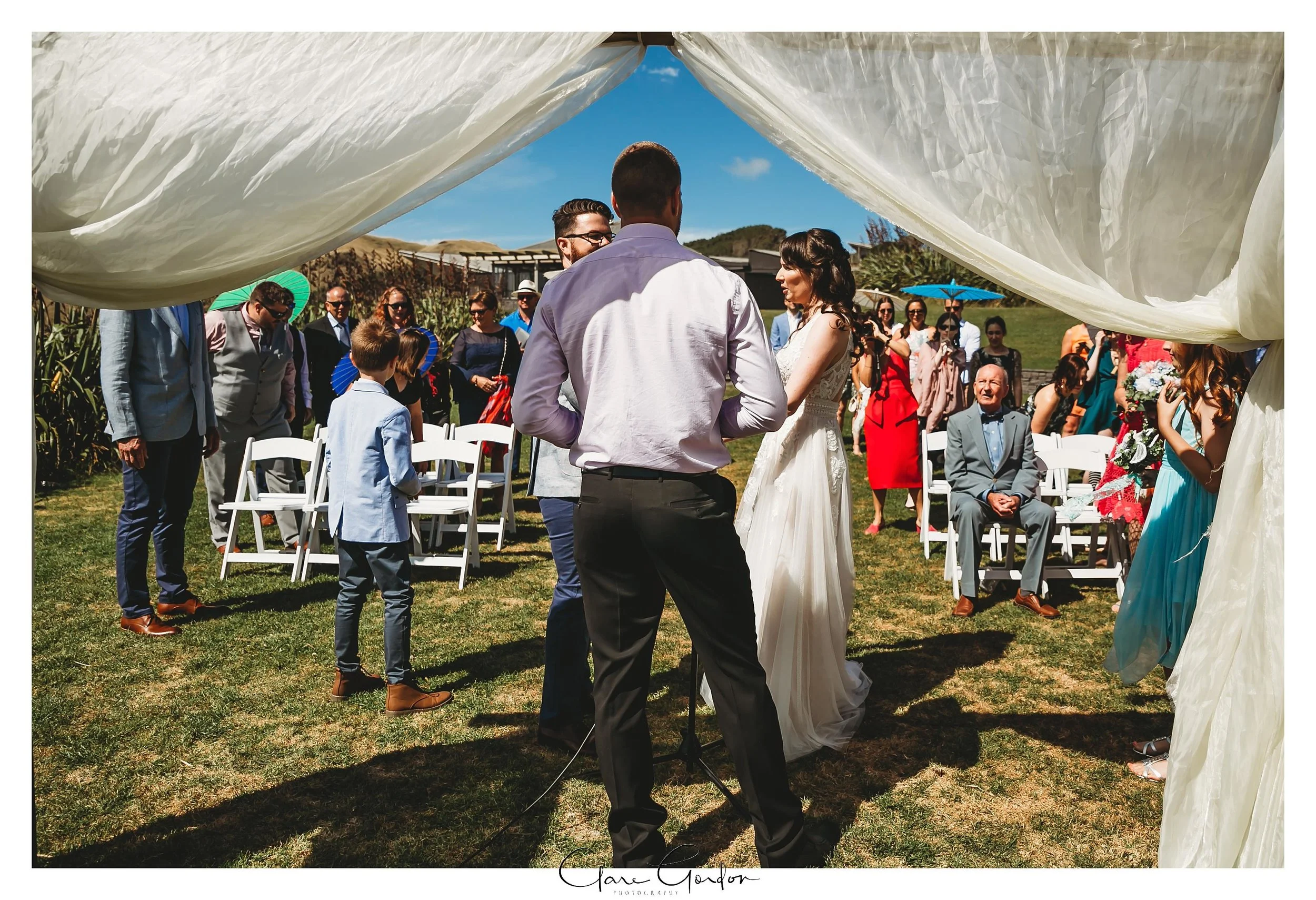 Castaways-resort-waiuku-Wedding-photos-Karioitahi-beach (69).jpg