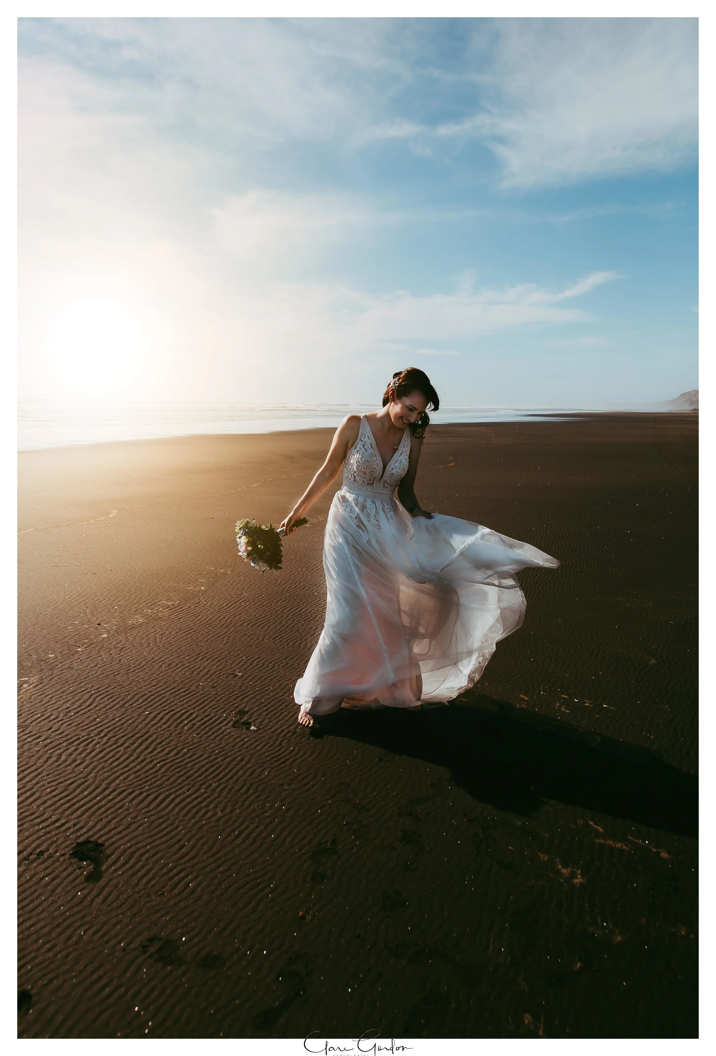 Castaways-resort-waiuku-Wedding-photos-Karioitahi-beach (108).jpg