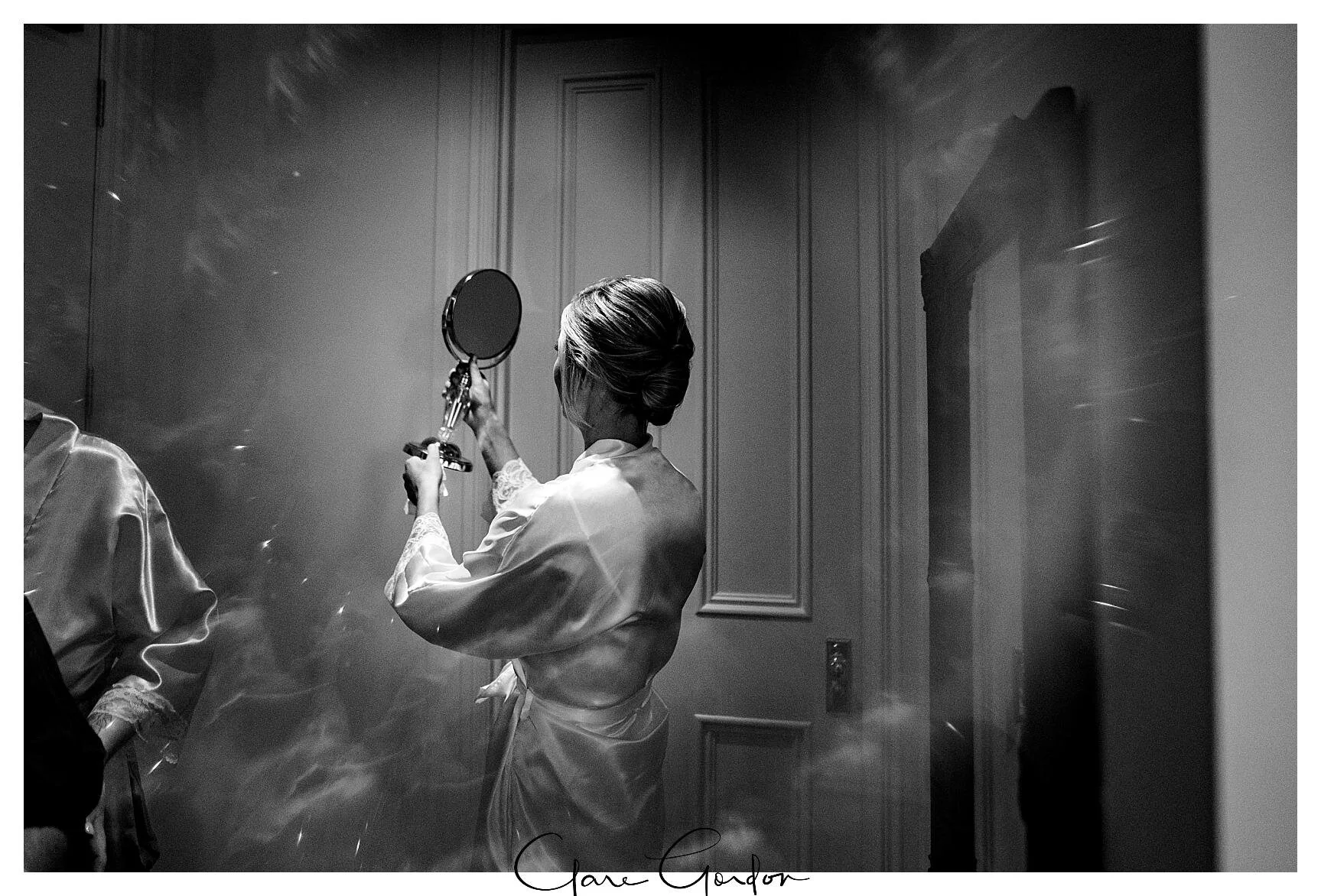 Henley-Hotel-Cherry-blossom-wedding-photos (28).jpg