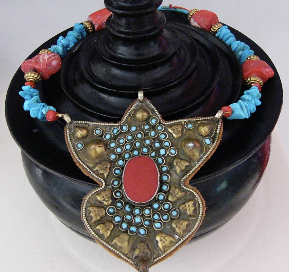 173) Isis. Amulet mounted w:turquoise & coral.jpg