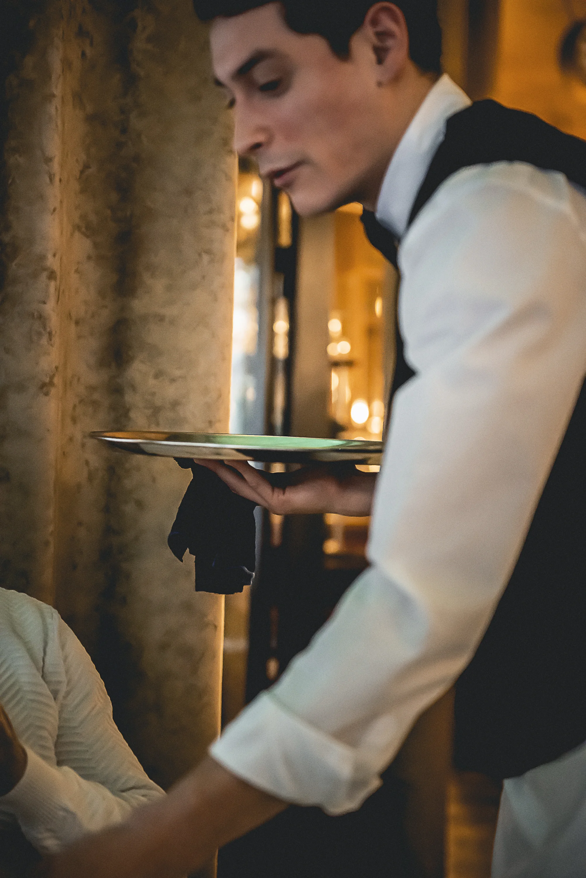 Waiter Trainer - Niké Dolman  (20).jpg
