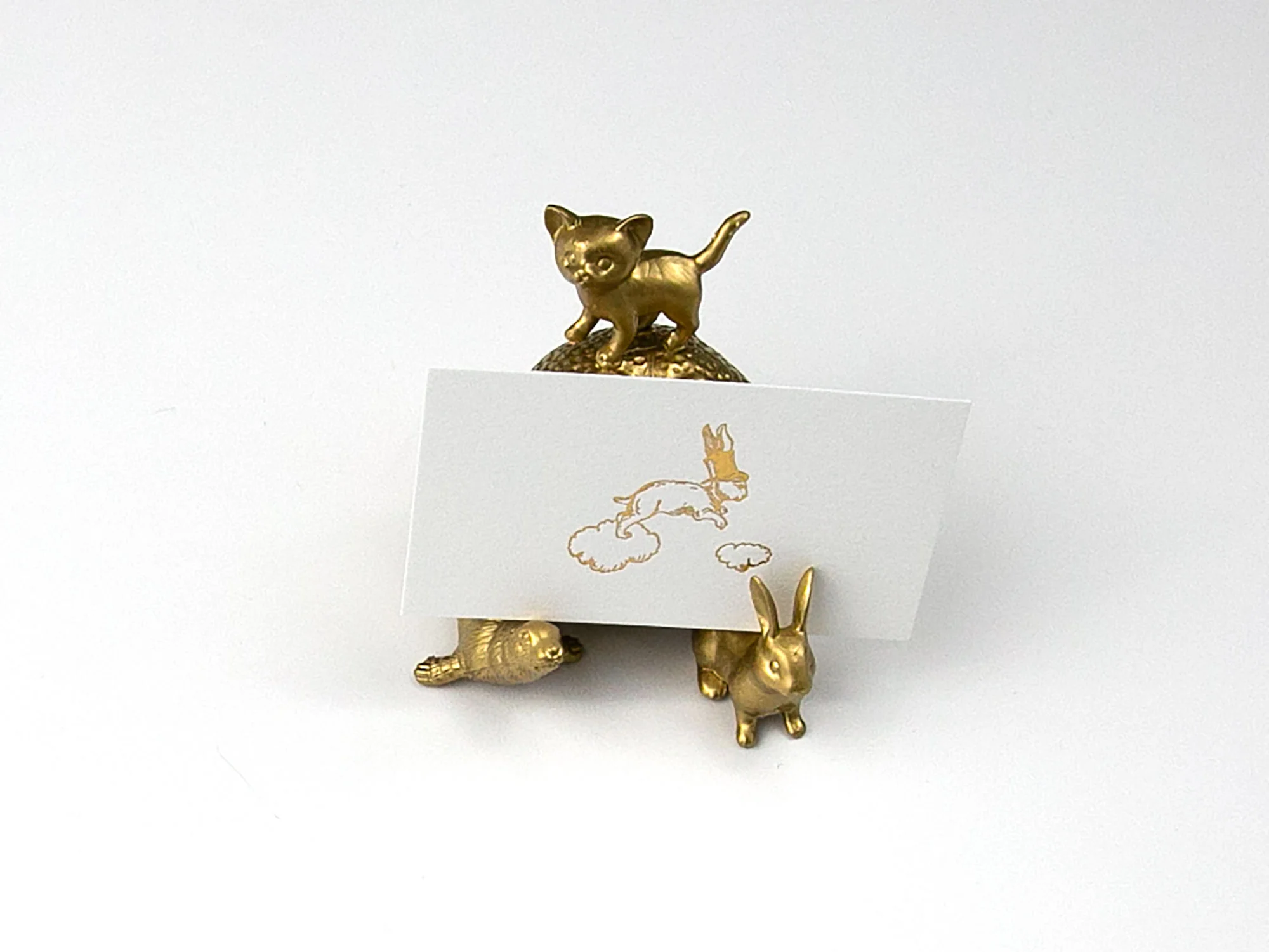 rabbittophat1_2.jpg