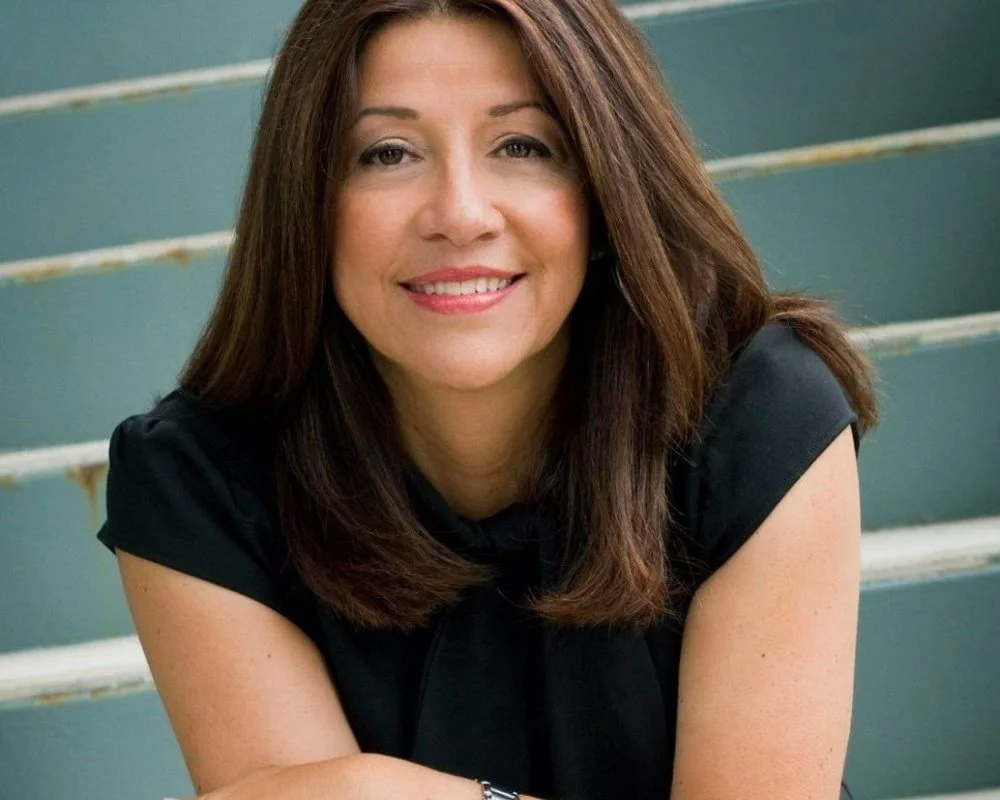 Cecilia_Mencia_DCTrending.jpg