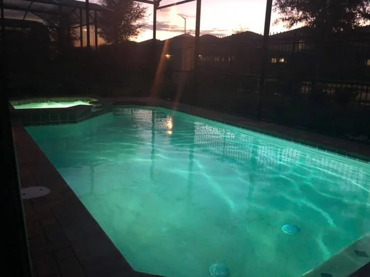 Pool.jpg