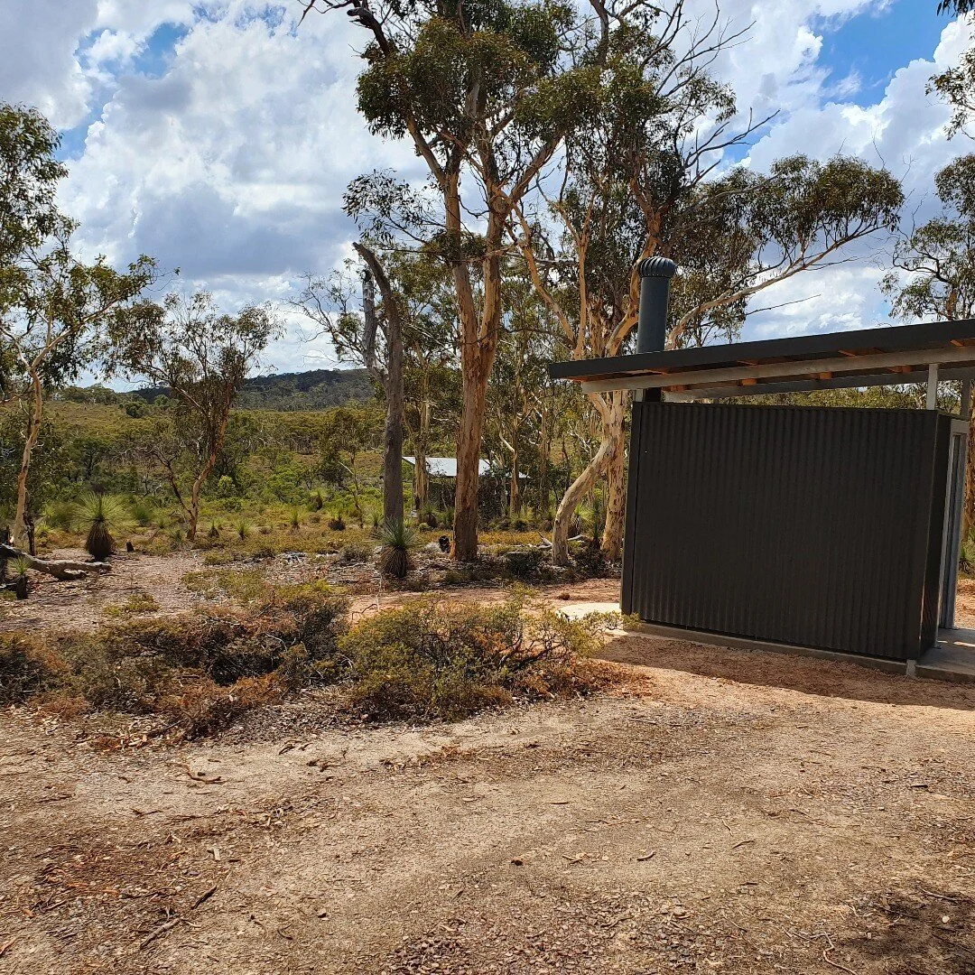 #remotework #remotewa #lesueurnationalpark #yongacampsite #jurienbay 
New toilets on walking trails near Jurien Bay WA