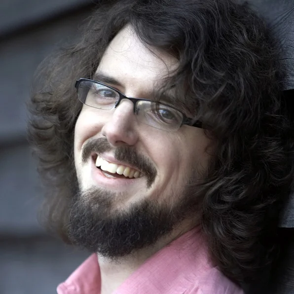 James-Hill-Promo-Shot-2-squ.jpg