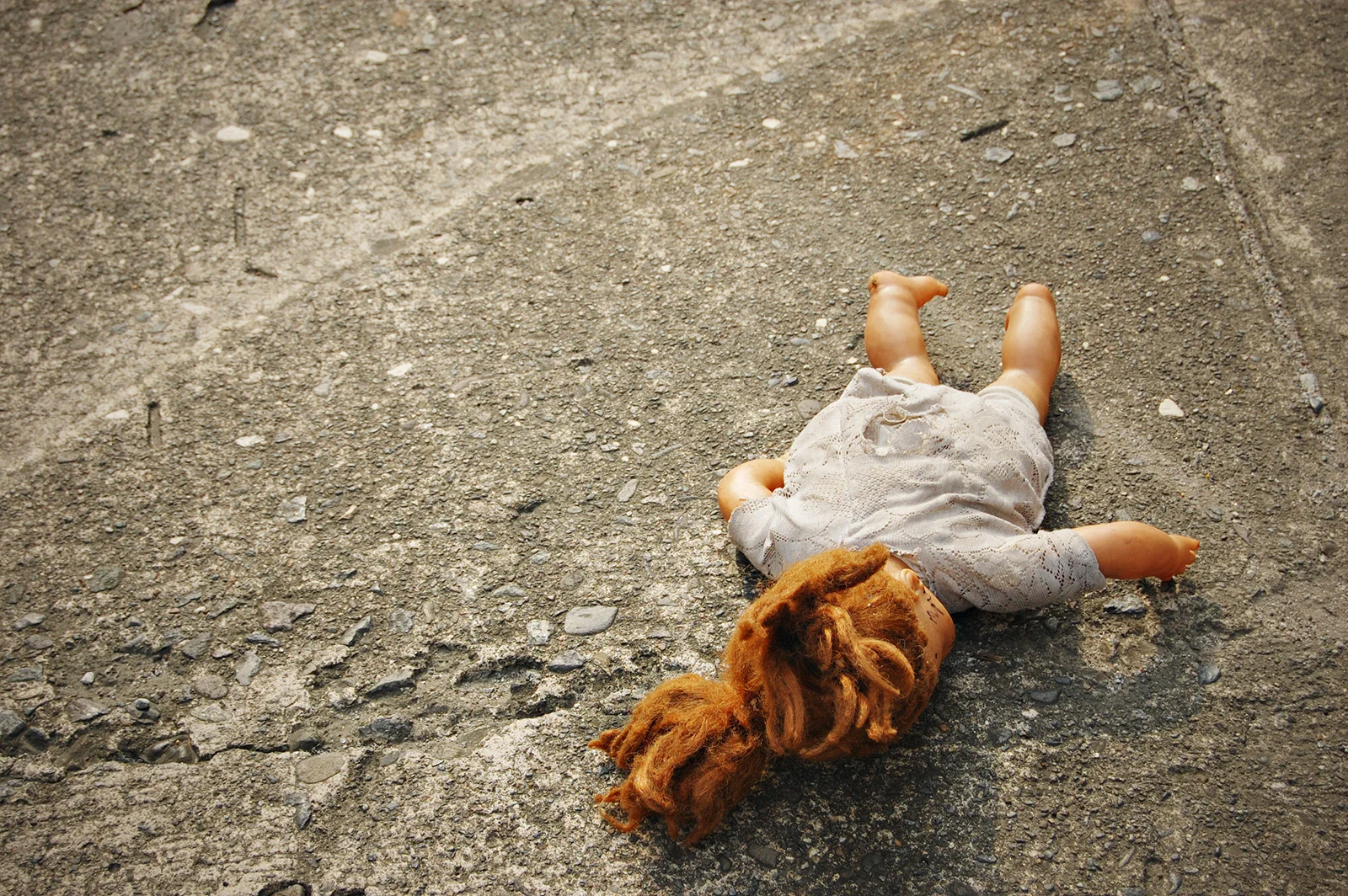 STOP-DOMESTIC-ABUSE-child-web.jpg