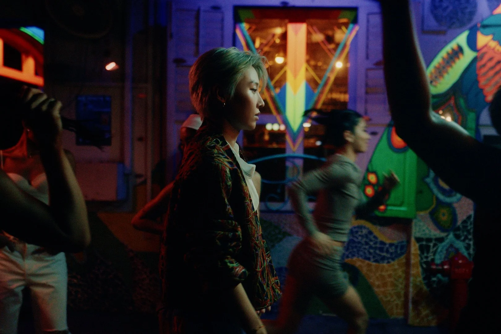 XIN LIU-PASSION-v2_MOV.00_01_39_16.Still007.jpg