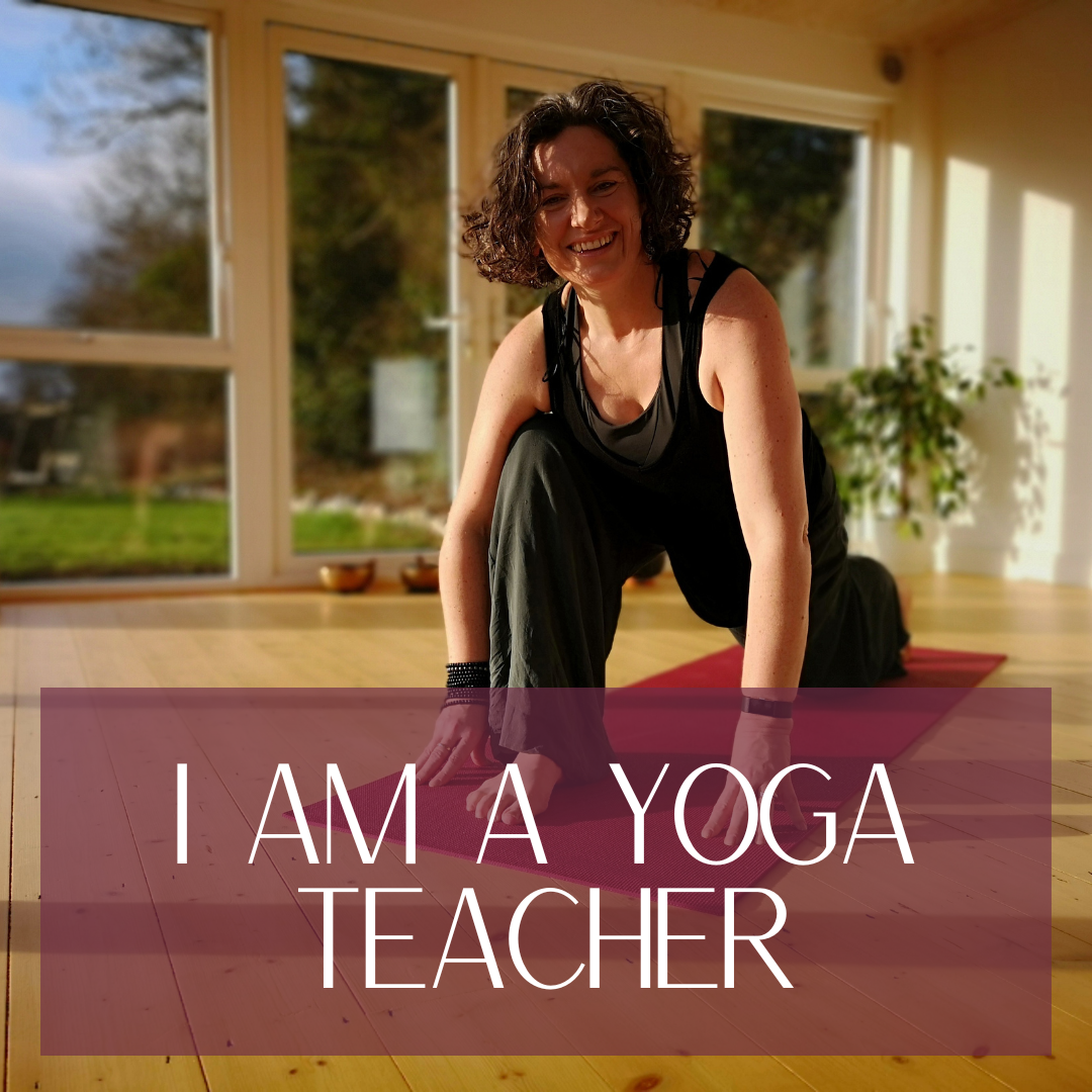 Yoga Teachers - Yoga Teacher Training with Aruna Yoga Academy