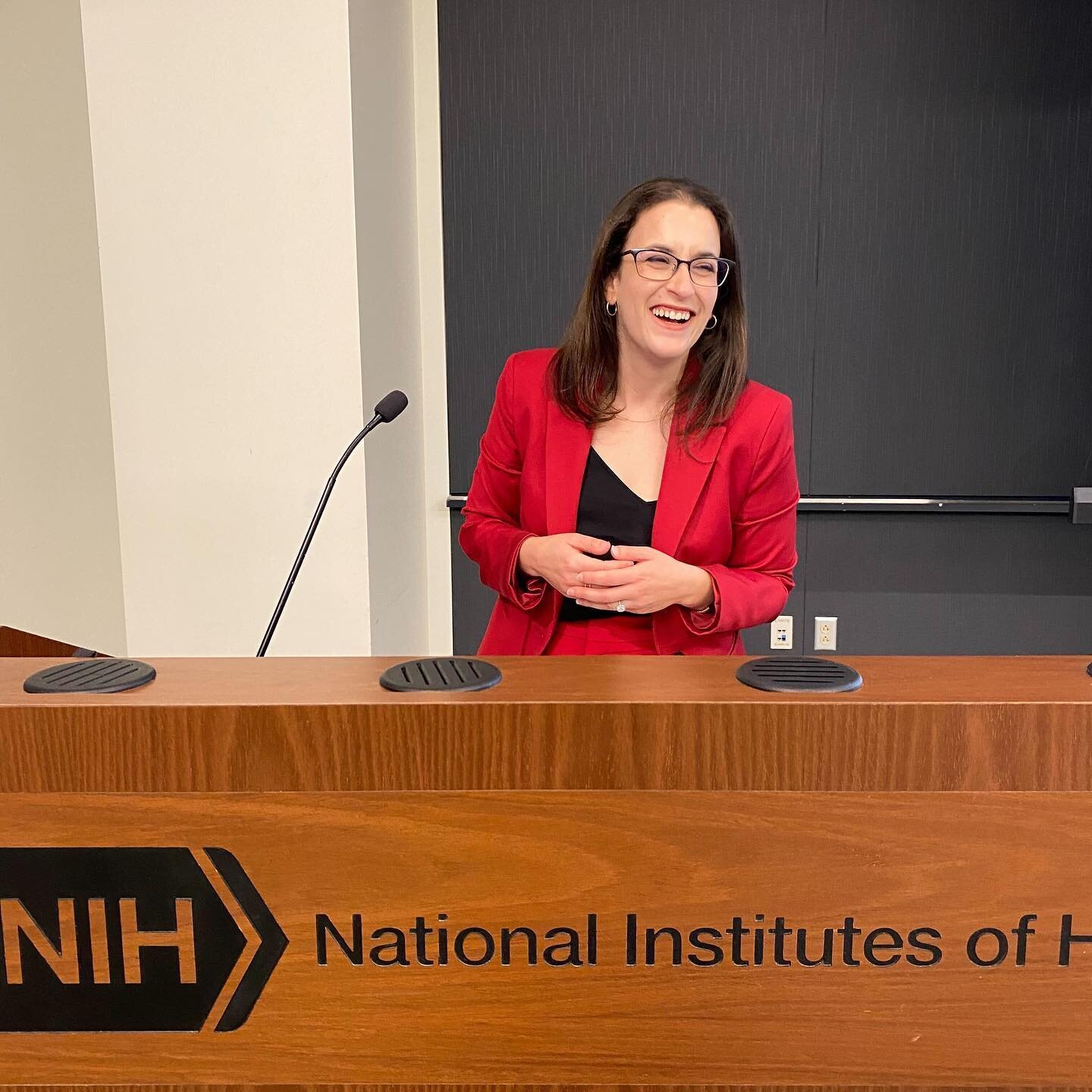 Congratulations to our very own, Dr. Susan Perlman, on her talk at the NIH today! In her talk, Dr. Perlman spoke about the LCBD&rsquo;s multi-modal research on preschool-aged children. 🎉🧠
